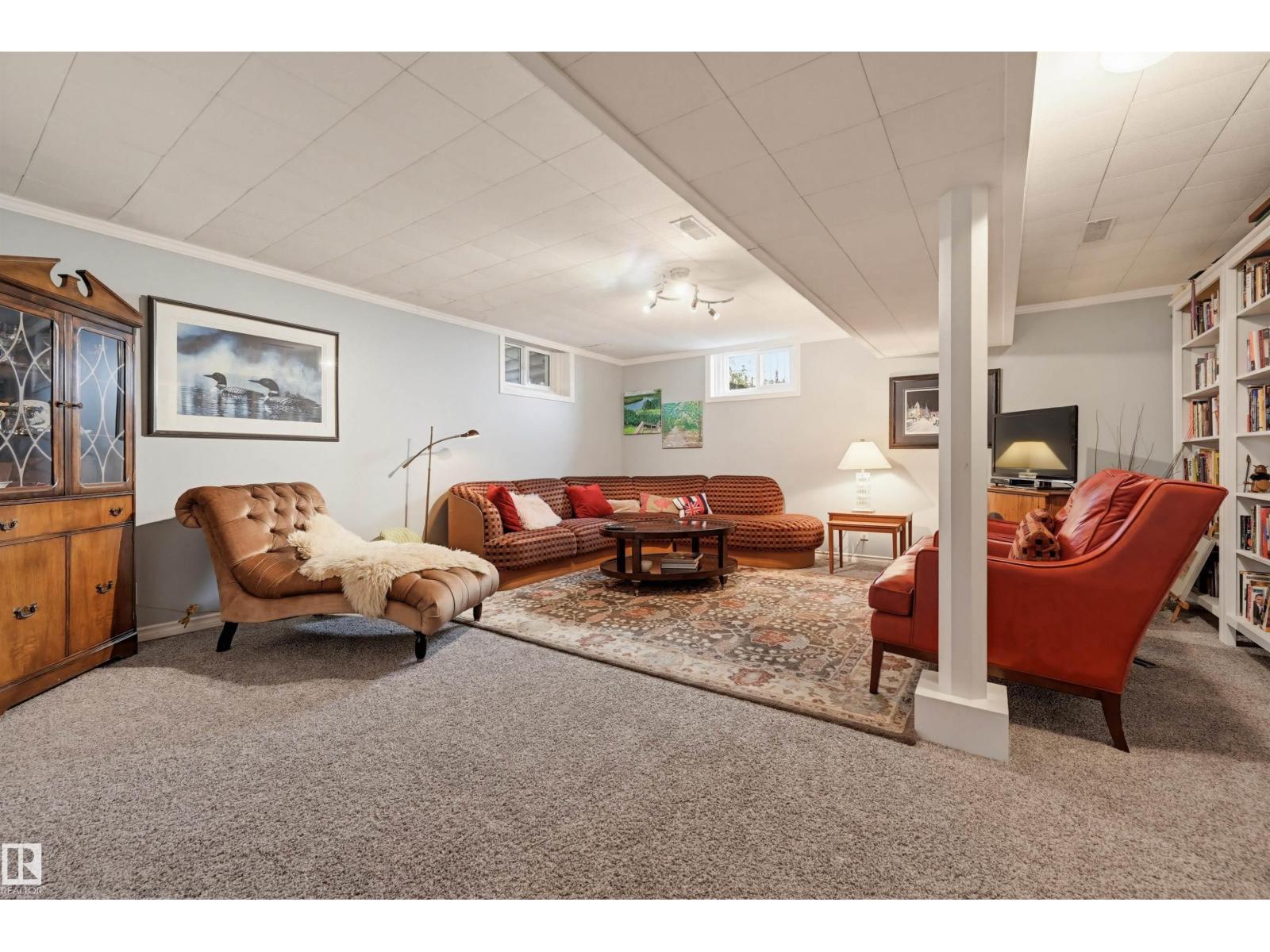 14631 88 AV NW - 31