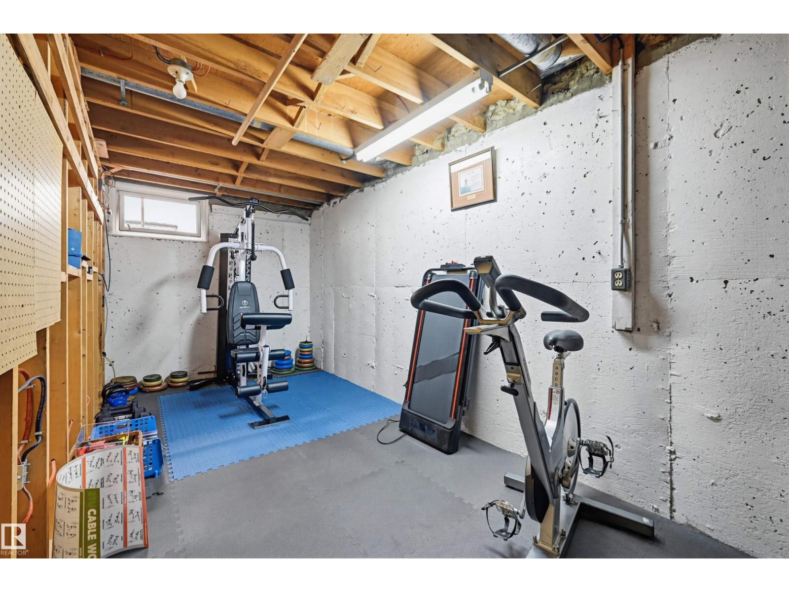 14631 88 AV NW - 36