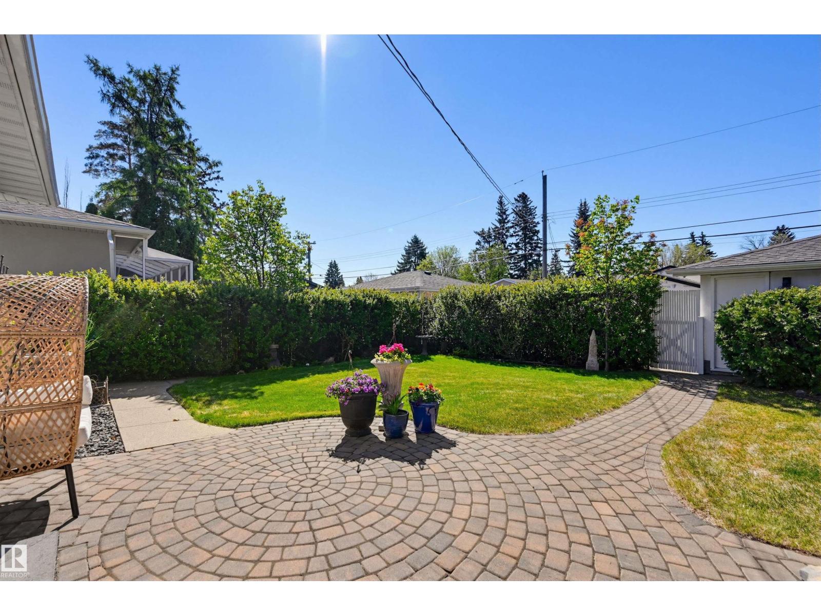 14631 88 AV NW - 47