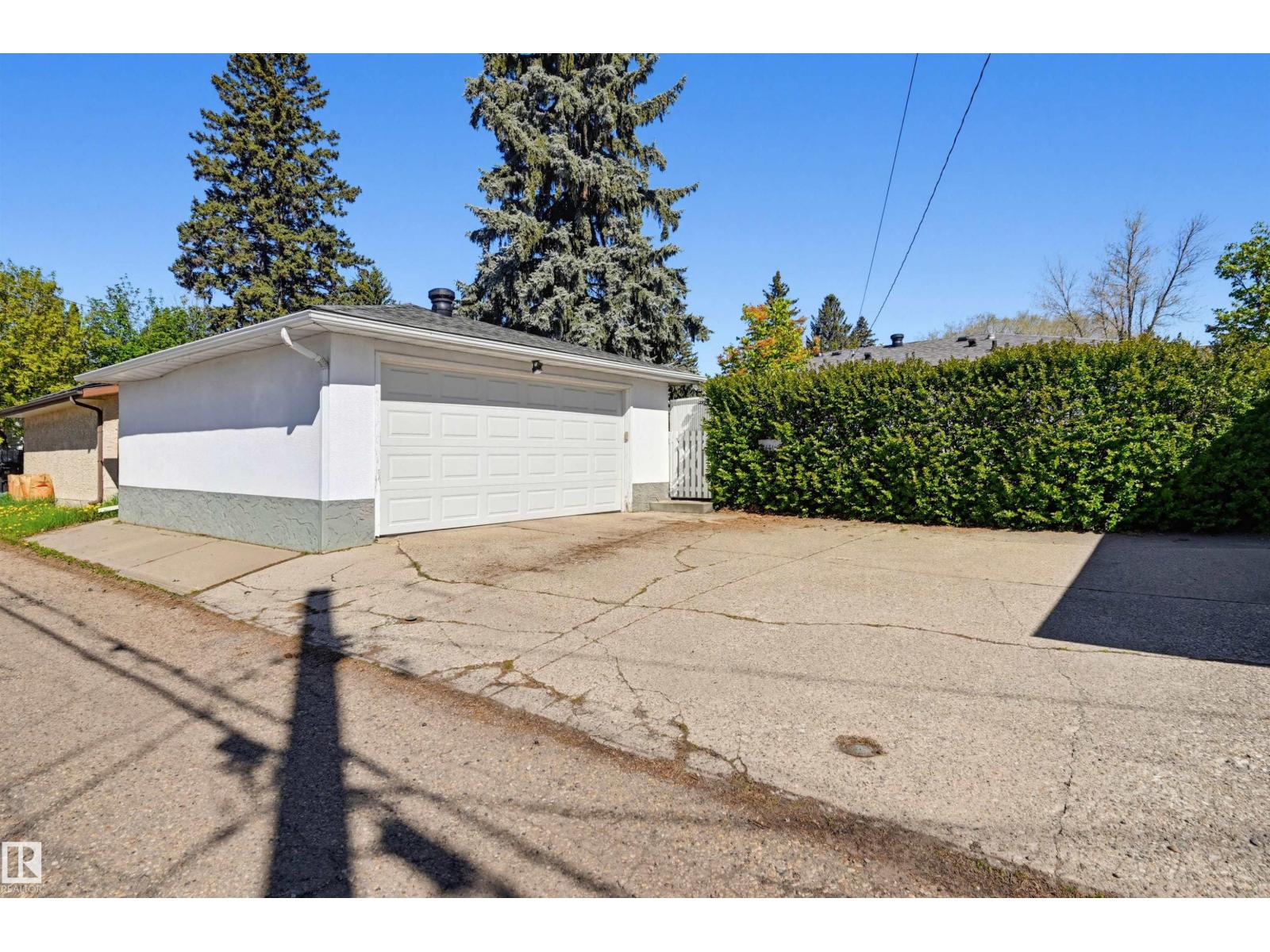 14631 88 AV NW - 48