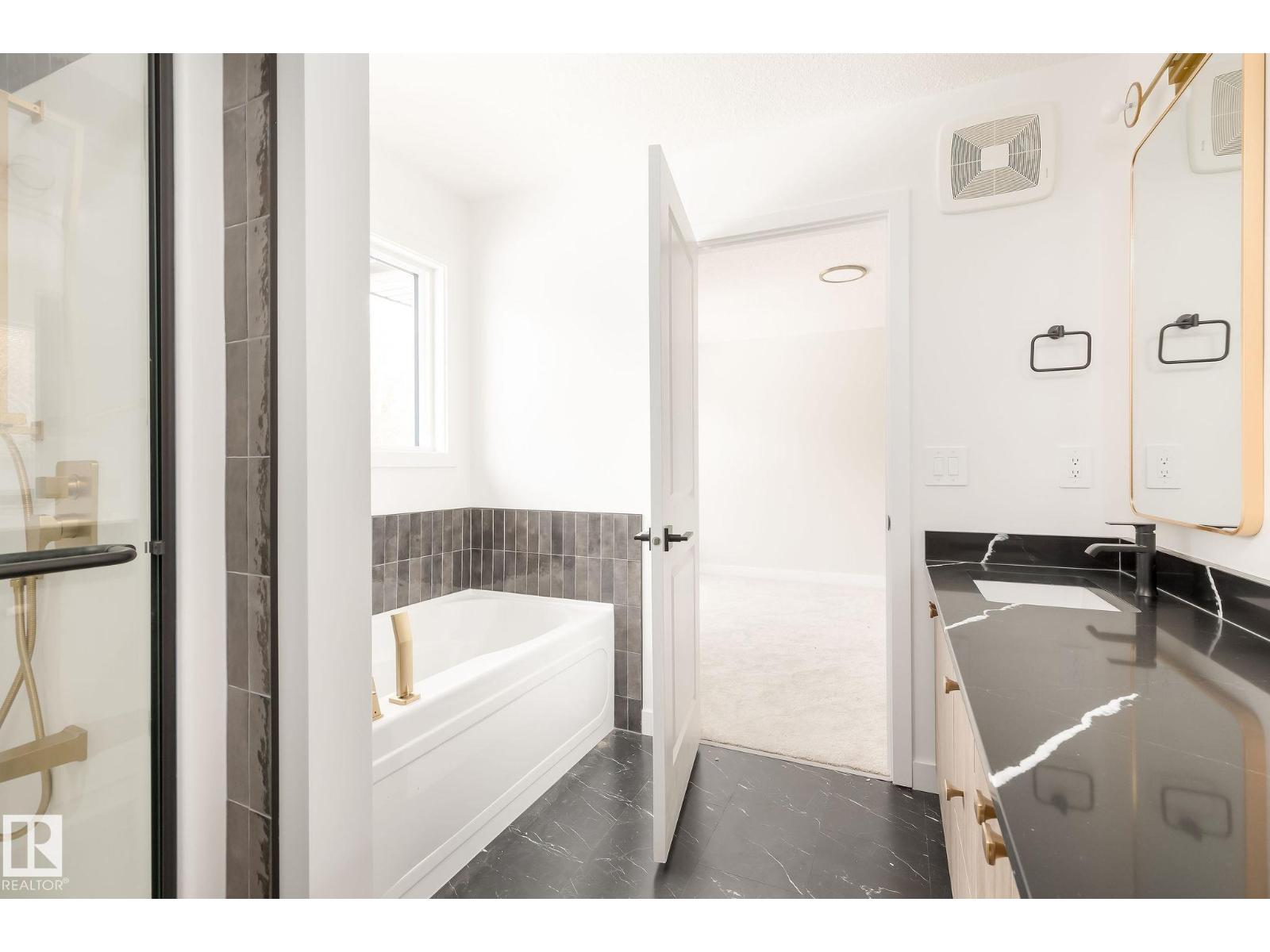2210 Crossbill LI NW - 8