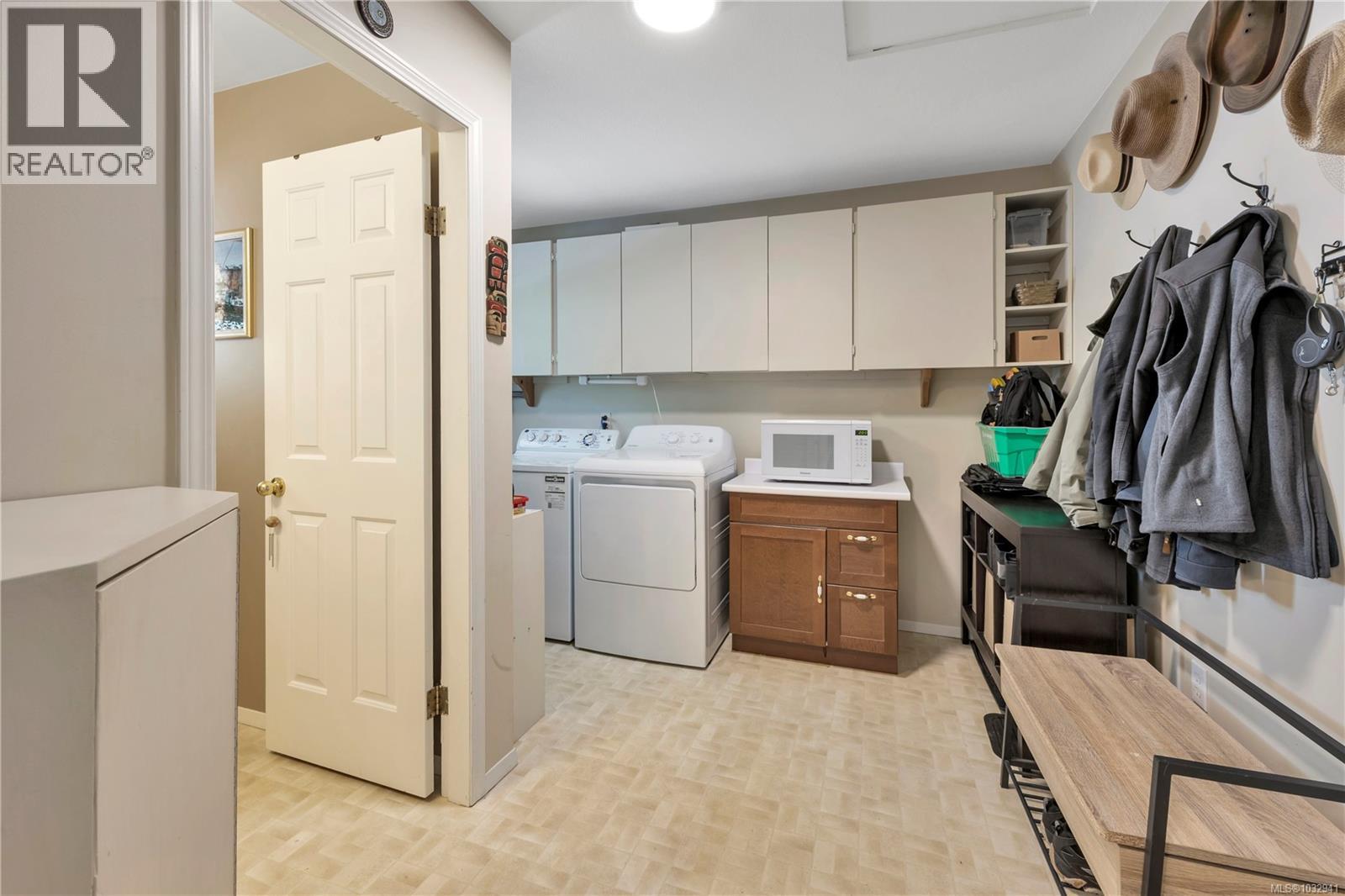 #4 6135 Ryall Rd - 11