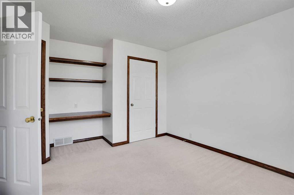 9143 Edgebrook Drive NW - 30