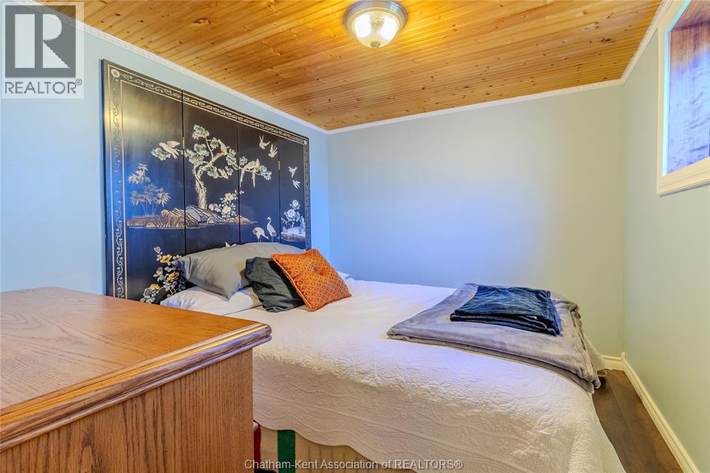 6630 TALBOT TRAIL - 32