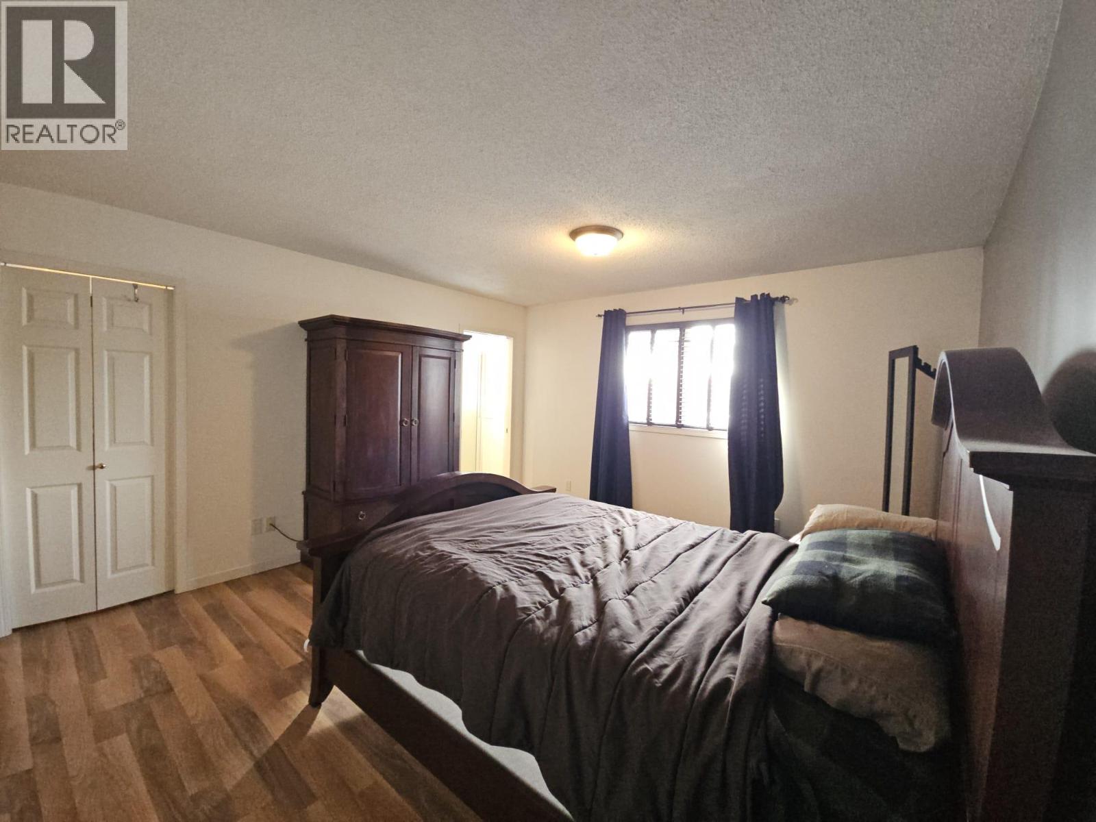 5117 44 Place NE, Chetwynd
