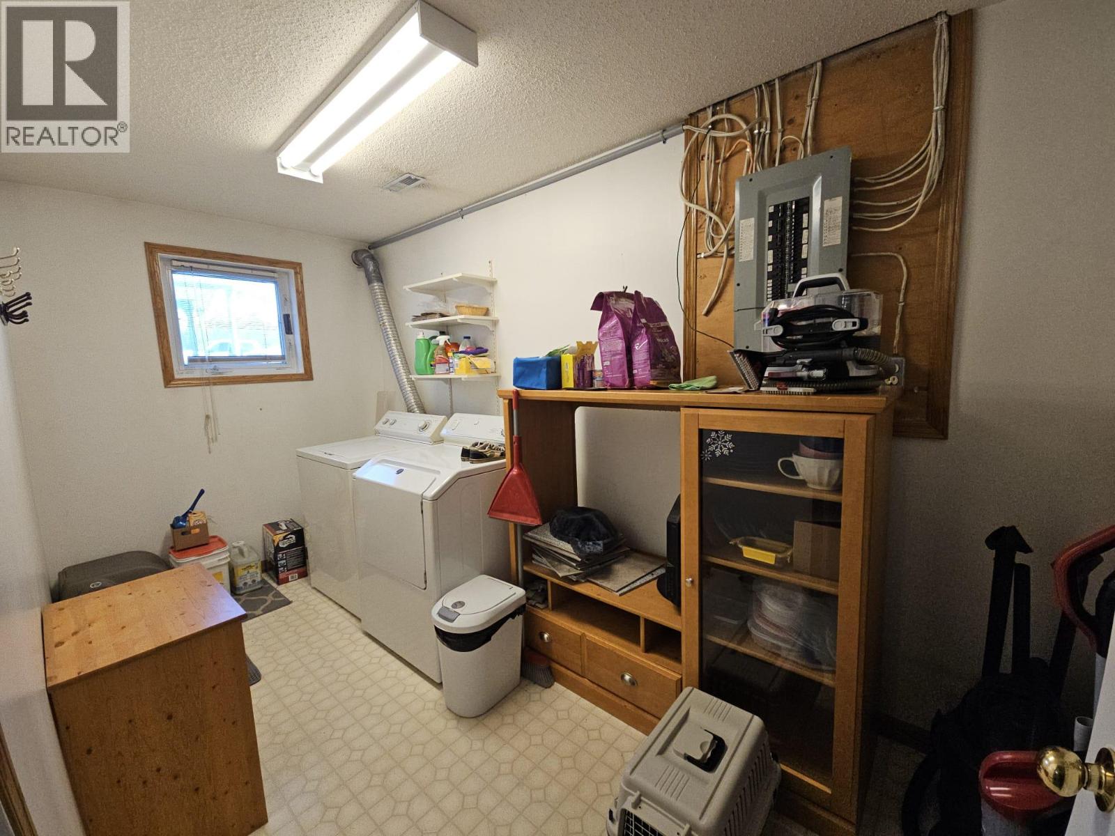 5117 44 Place NE, Chetwynd