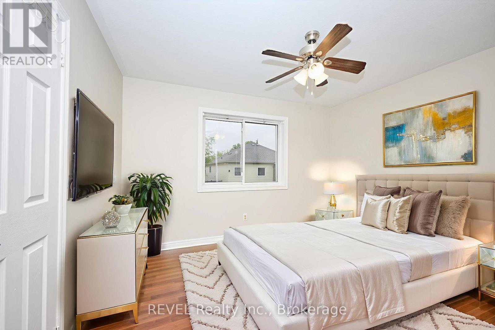 28 QUAKER ROAD - 11