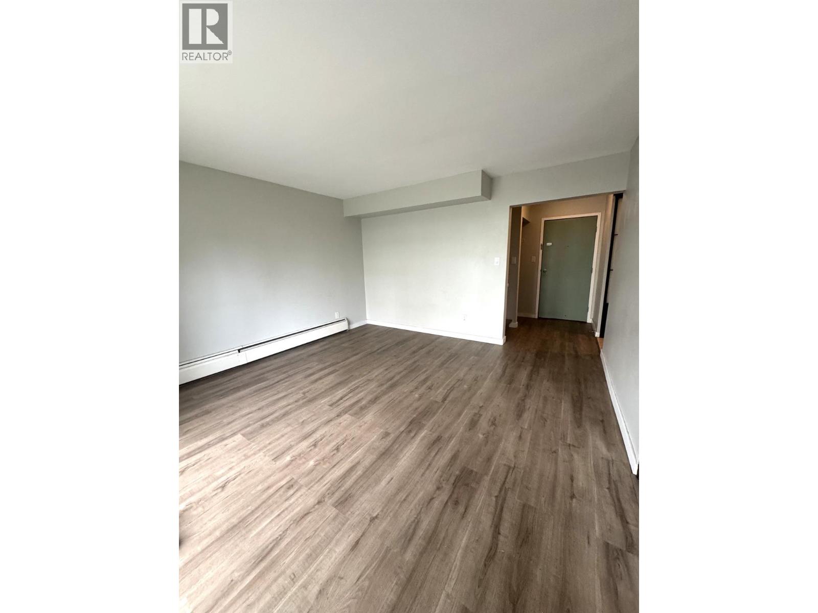 #102 2117 2ND Street N - 2