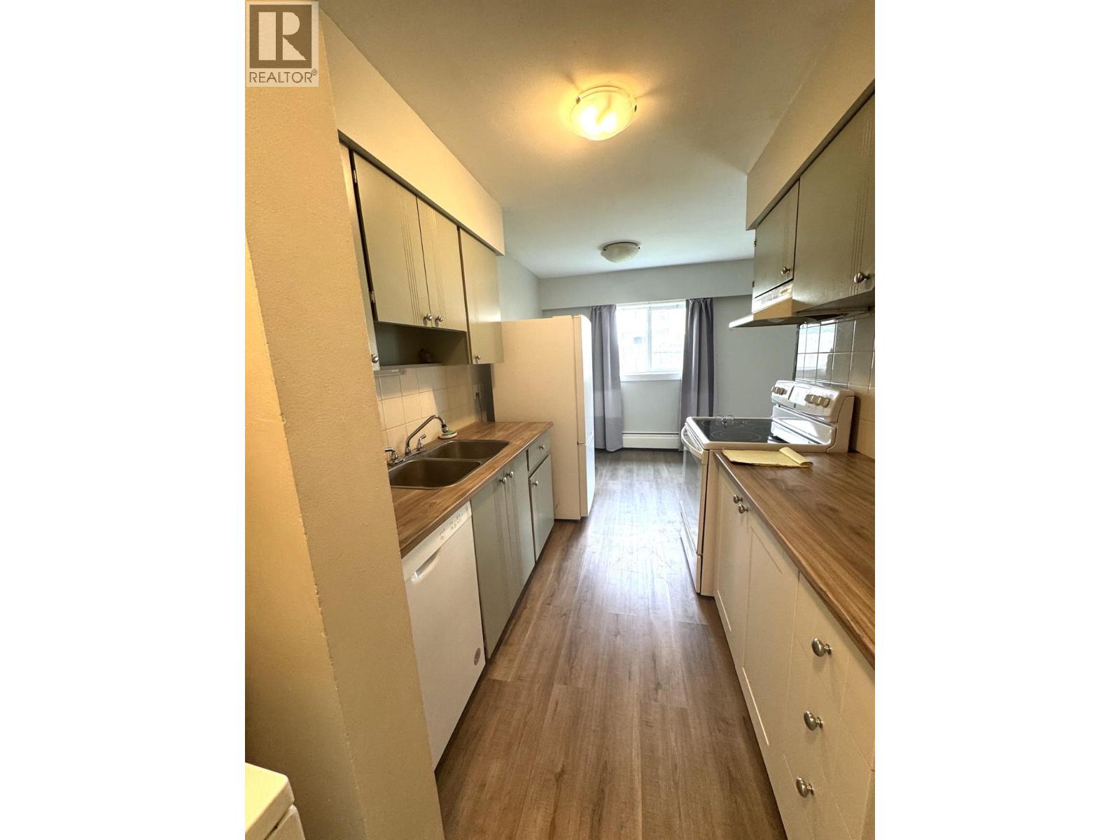 #102 2117 2ND Street N - 6
