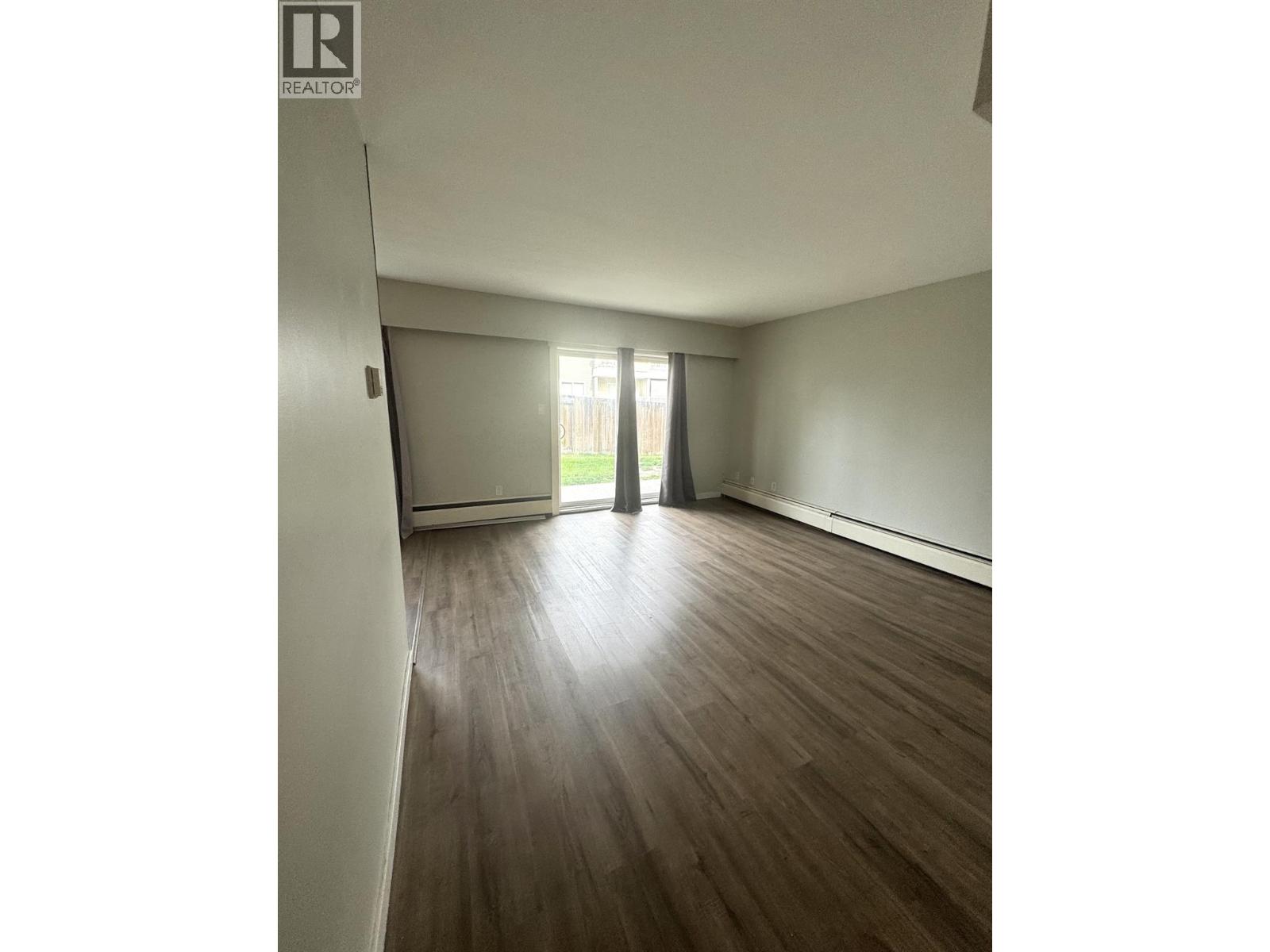 #102 2117 2ND Street N - 3