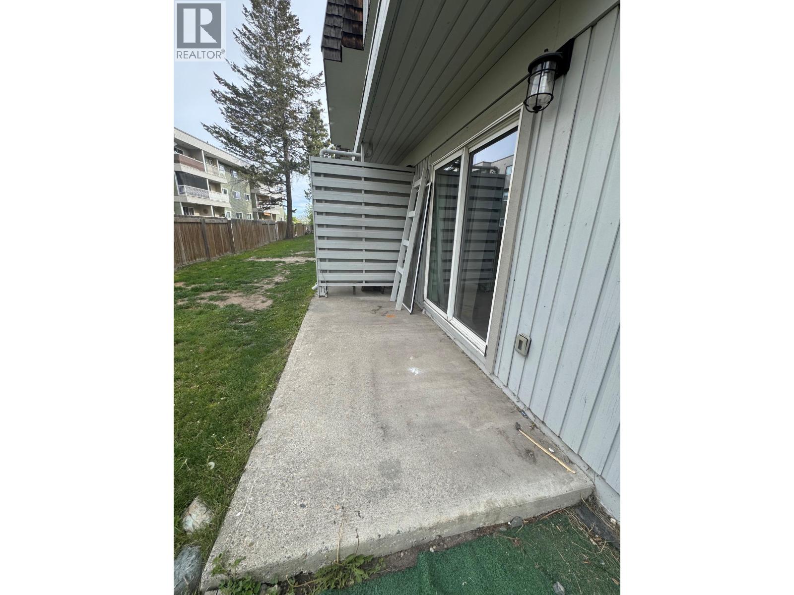 #102 2117 2ND Street N - 19