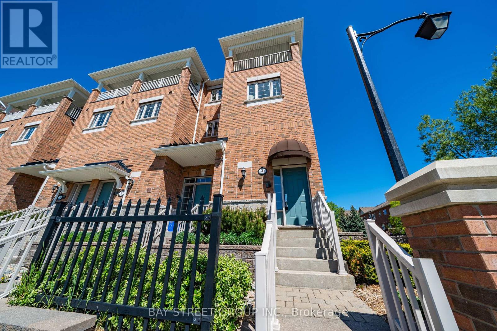 141 SILVERWOOD AVENUE - 32