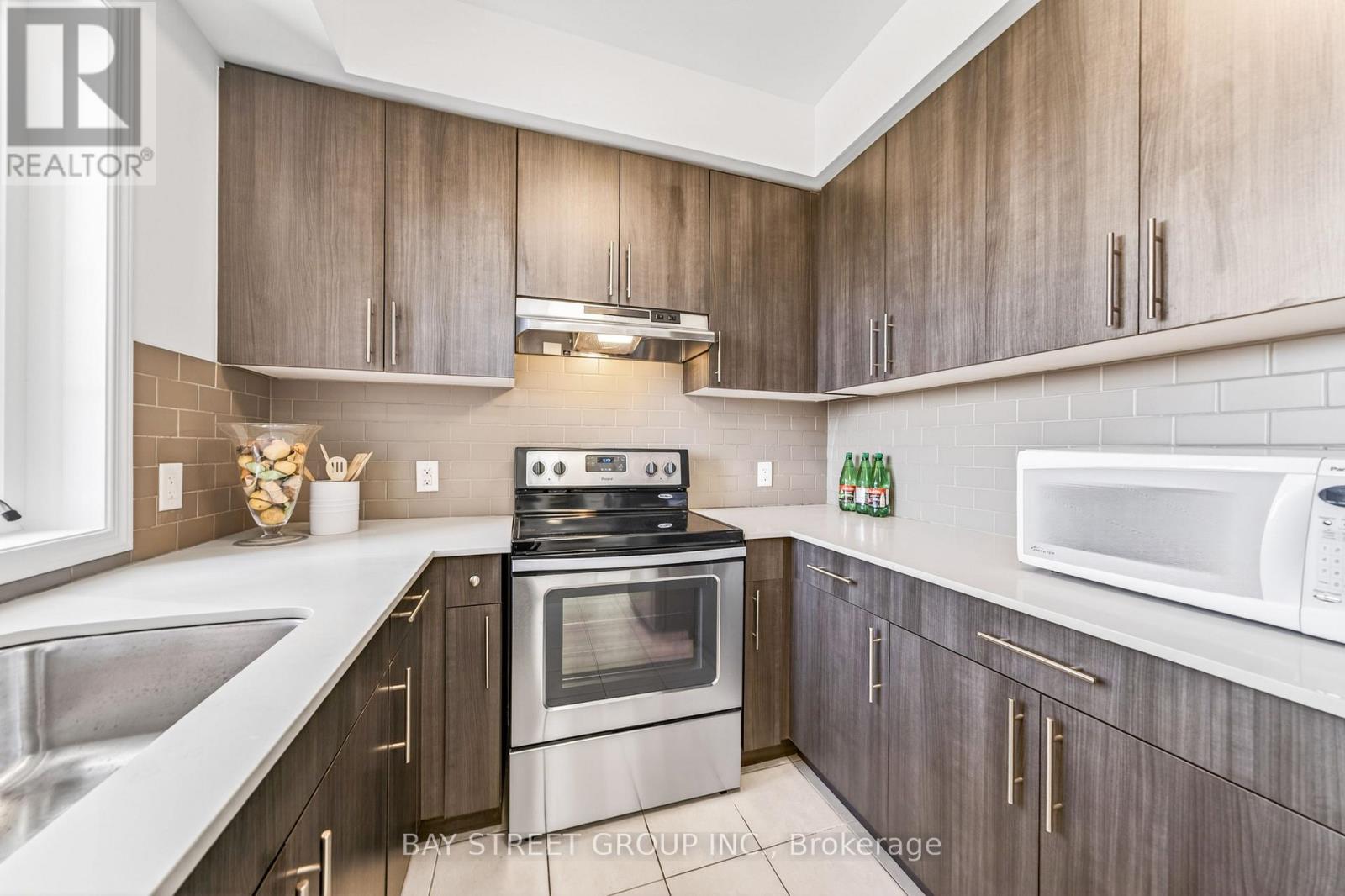 141 SILVERWOOD AVENUE - 8