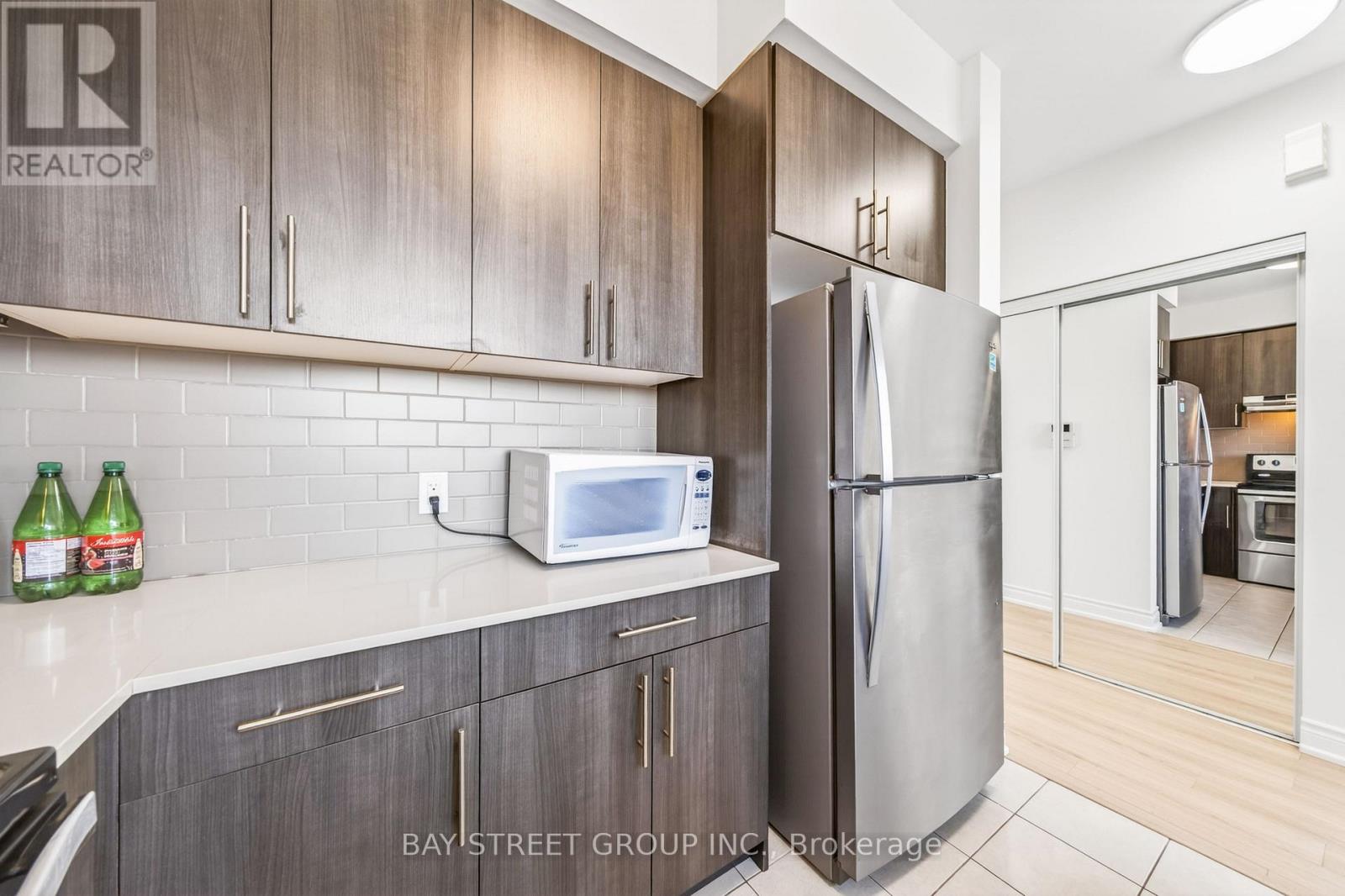 141 SILVERWOOD AVENUE - 9