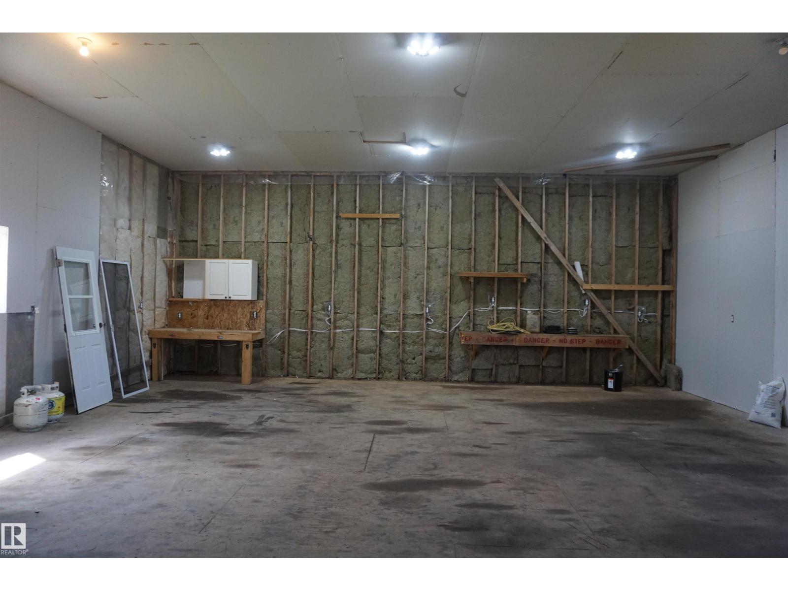 59502 RNG ROAD 102 — photo 40