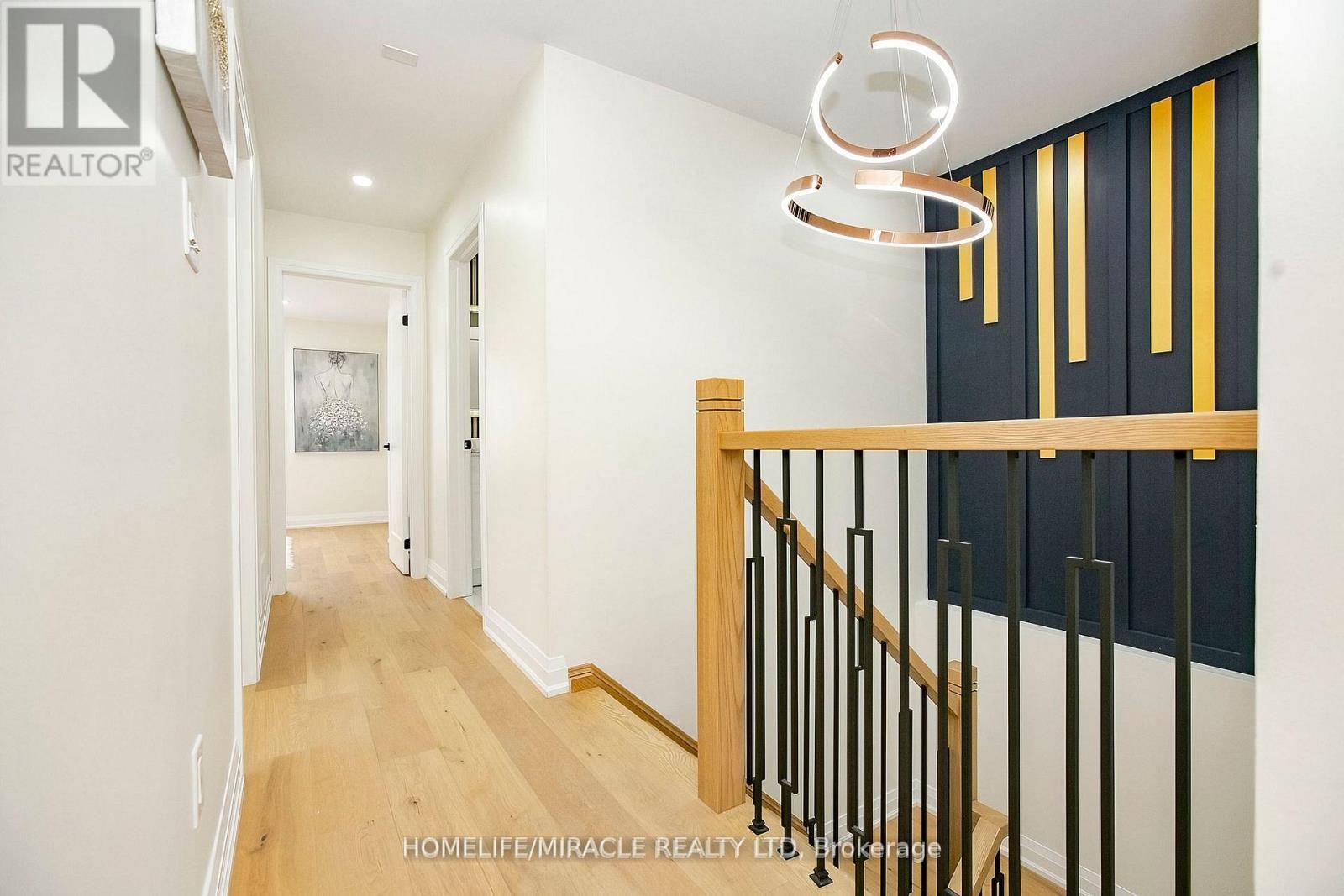 52 FOXACRE ROW - 23