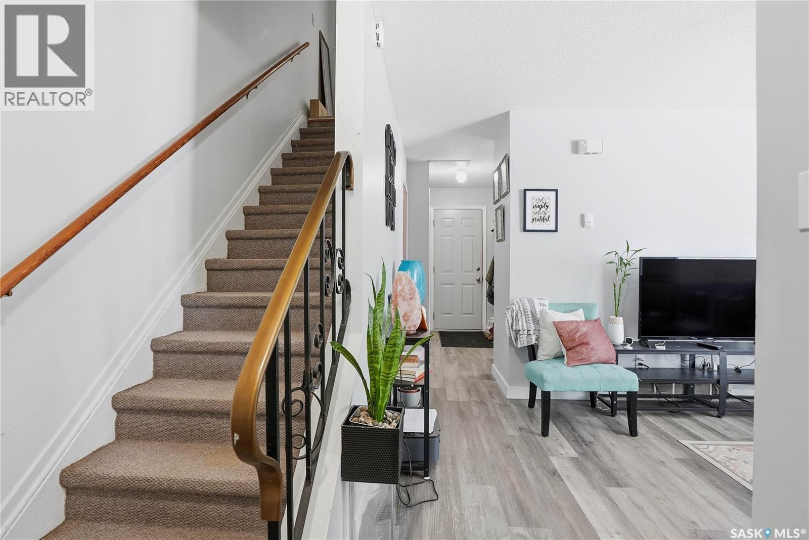 44 Mayo STREET - 26