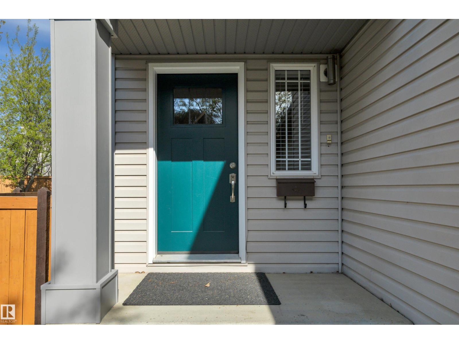 14 Newport CR - Image 3