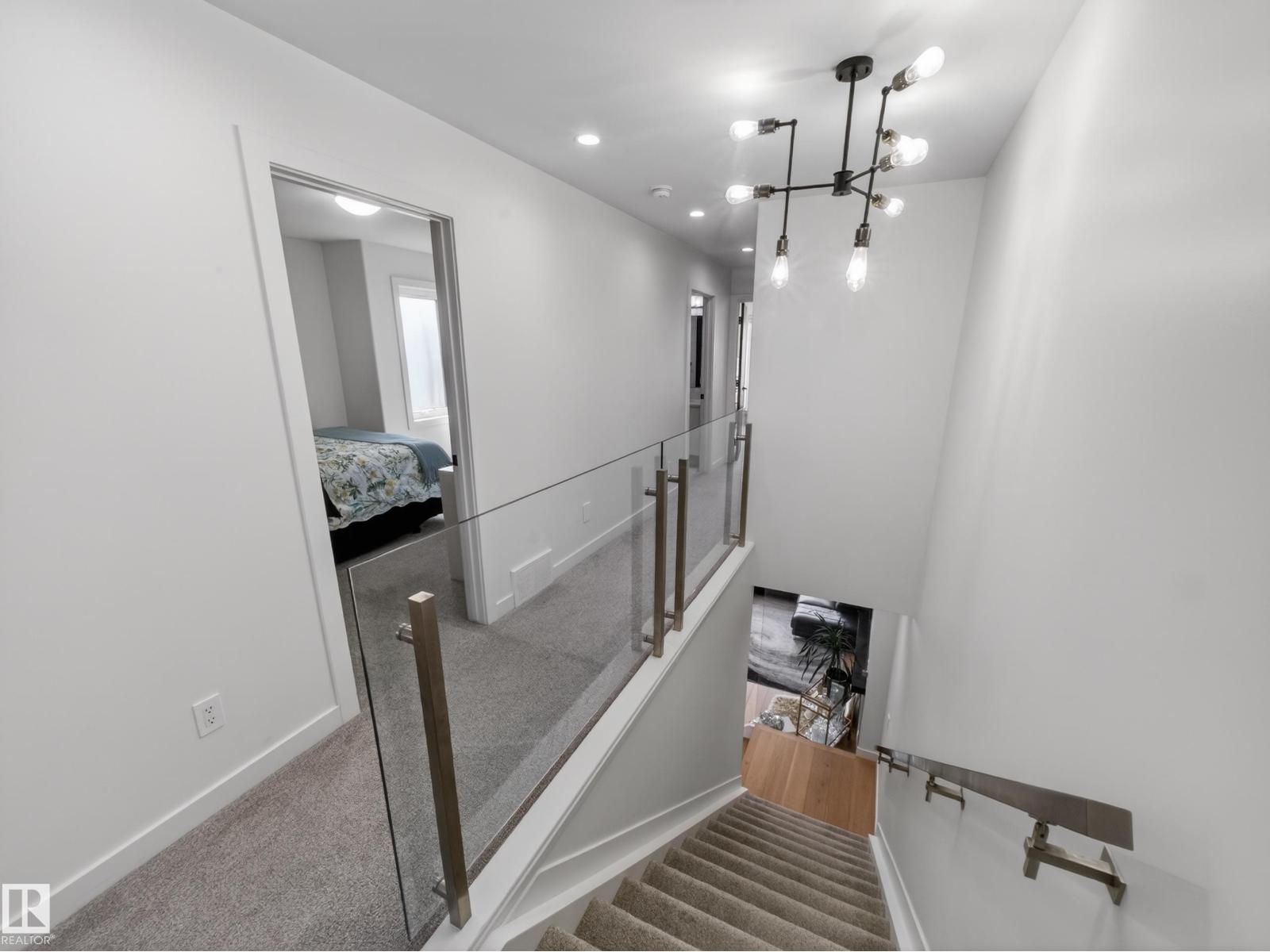 10449 143 ST NW - 27