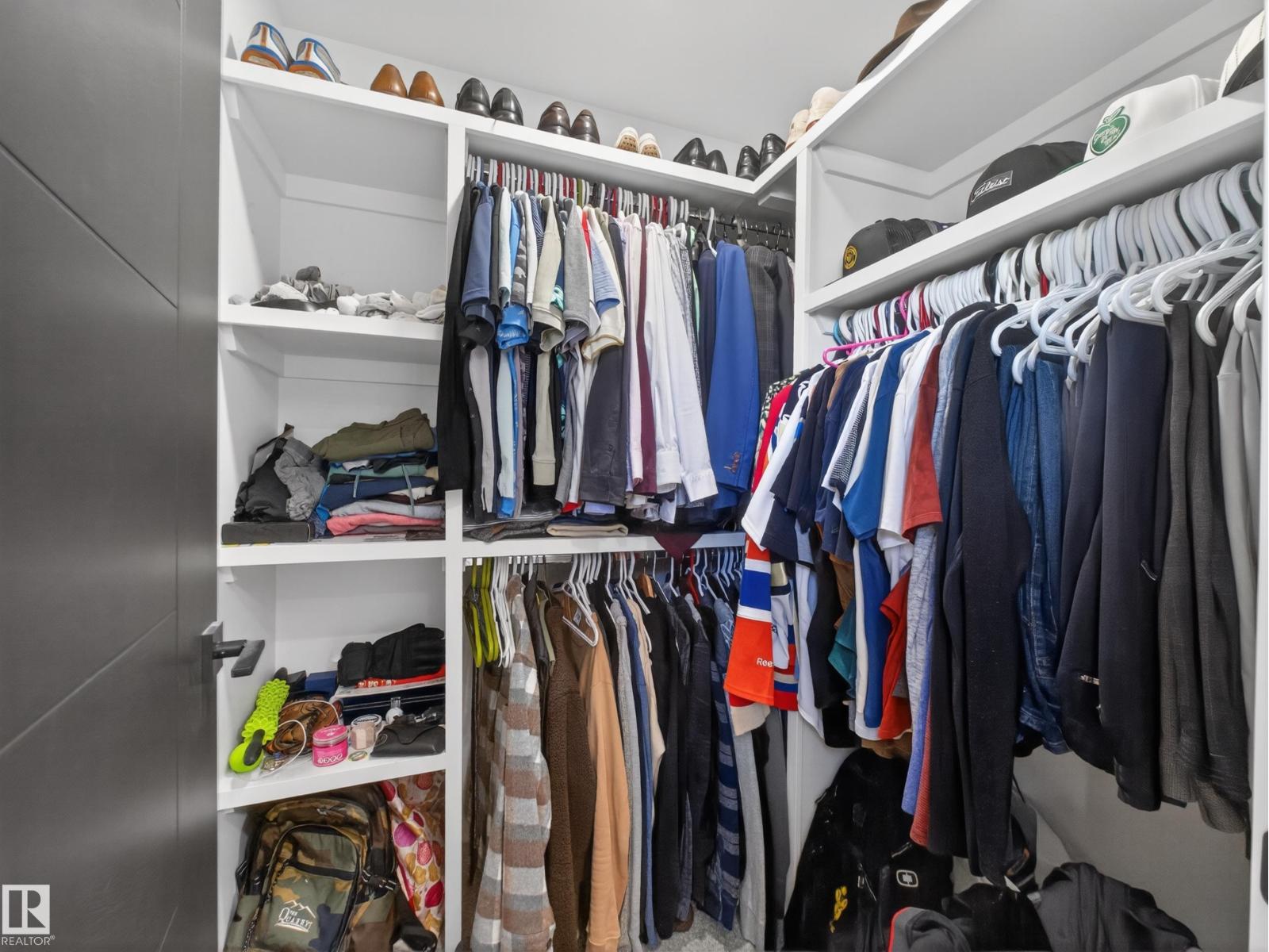 10449 143 ST NW - 45