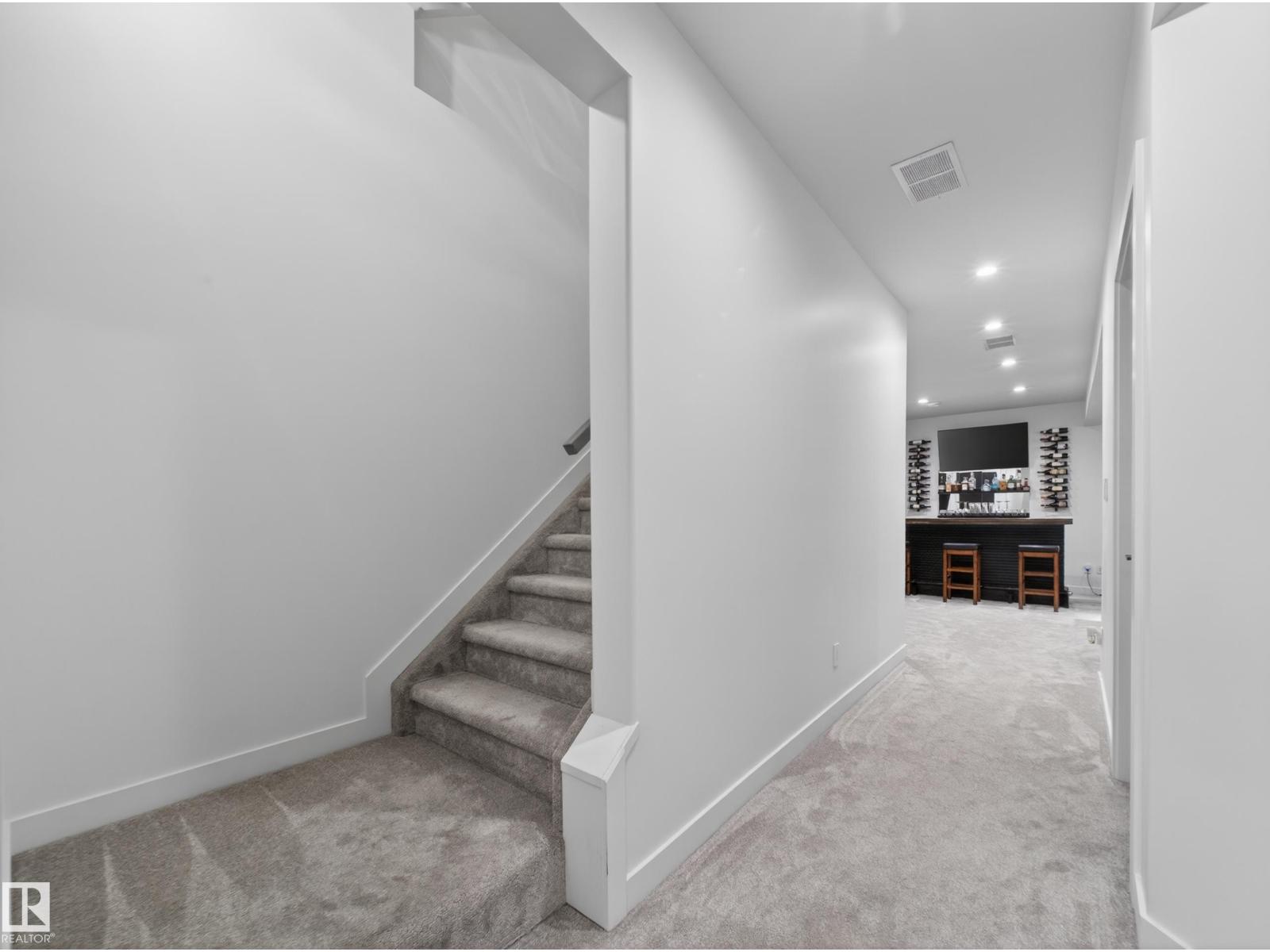 10449 143 ST NW - 54