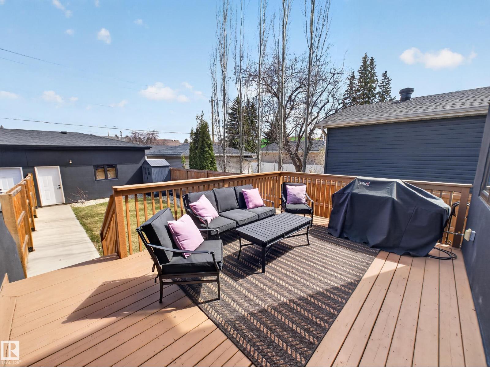 10449 143 ST NW - 65
