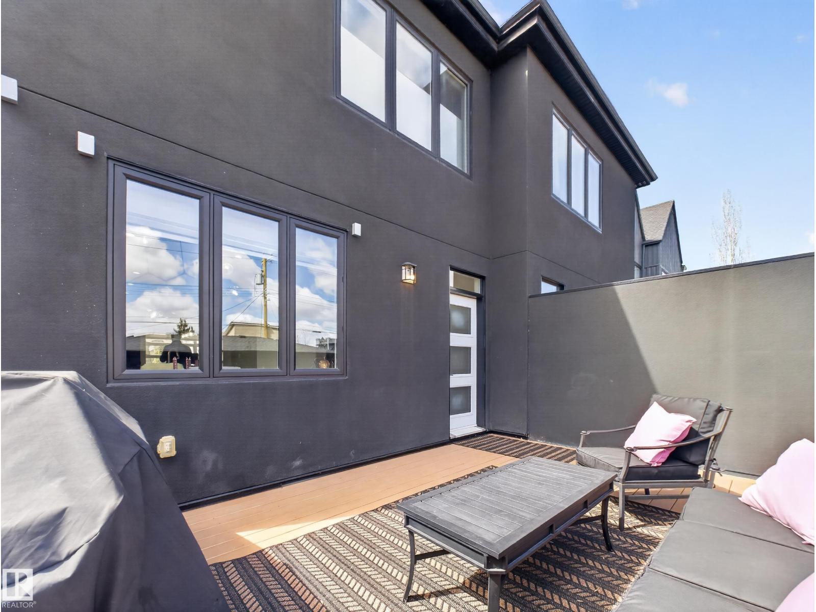 10449 143 ST NW - 67