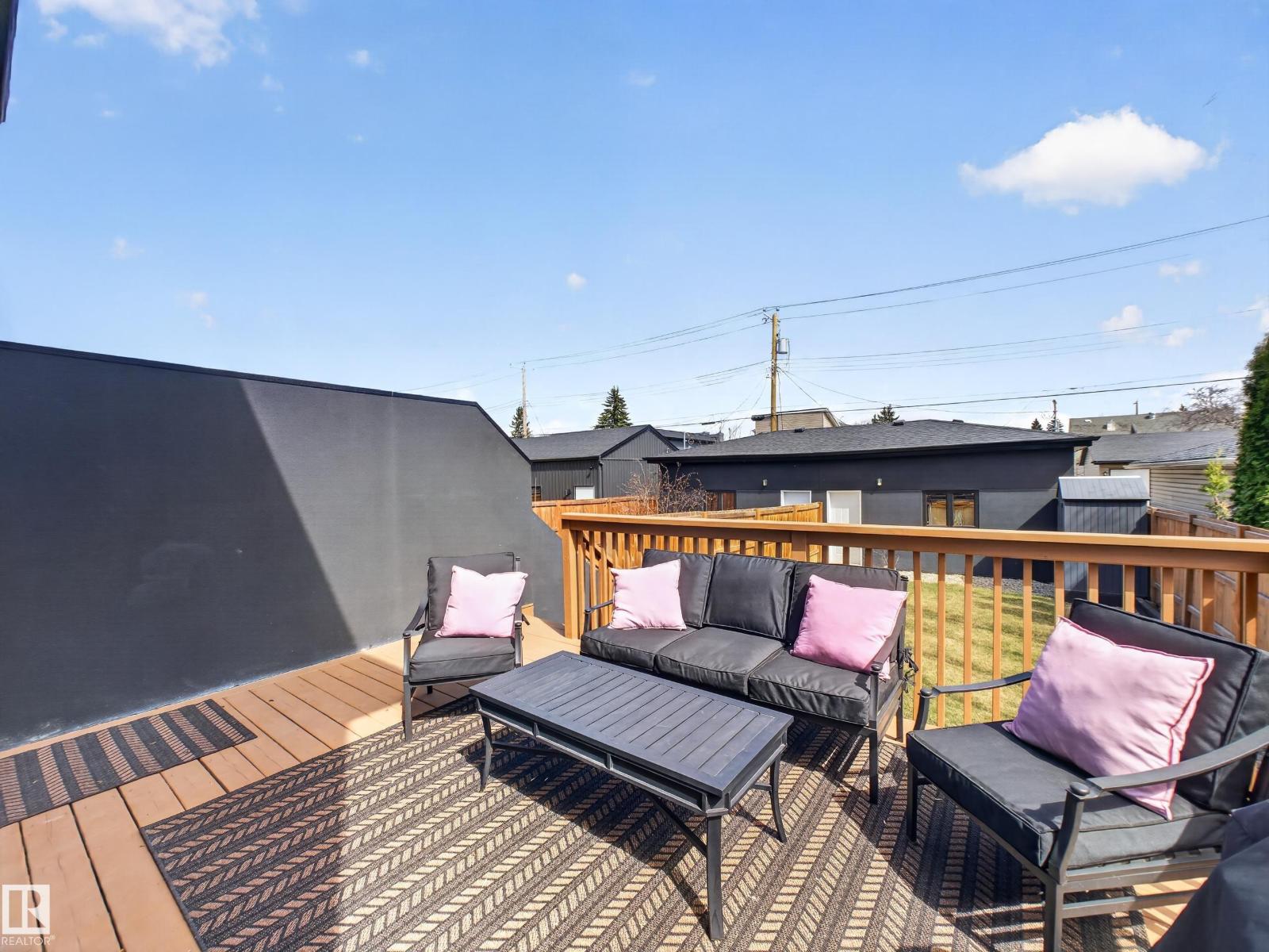 10449 143 ST NW - 68