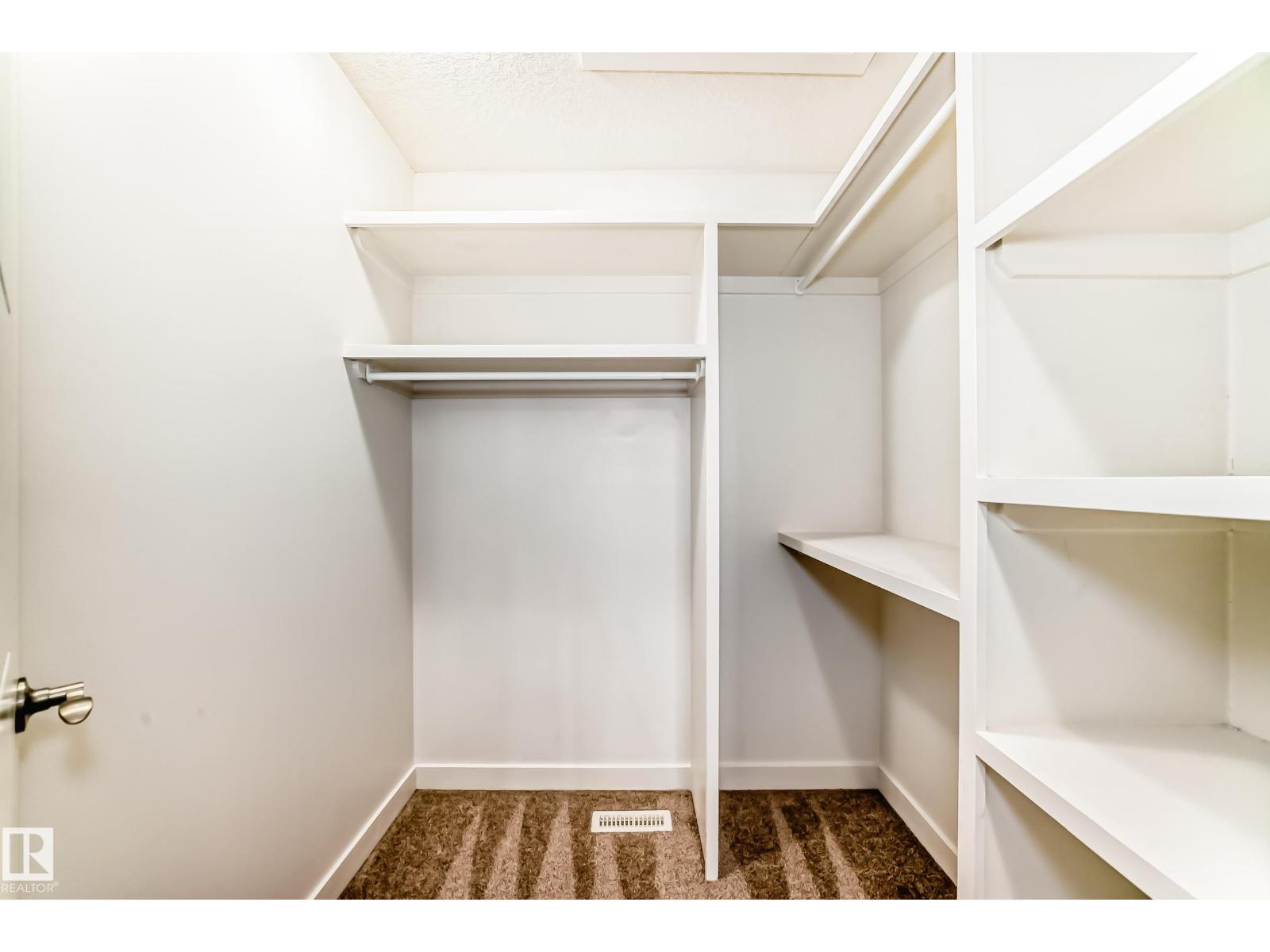 12118 125 ST NW - 29