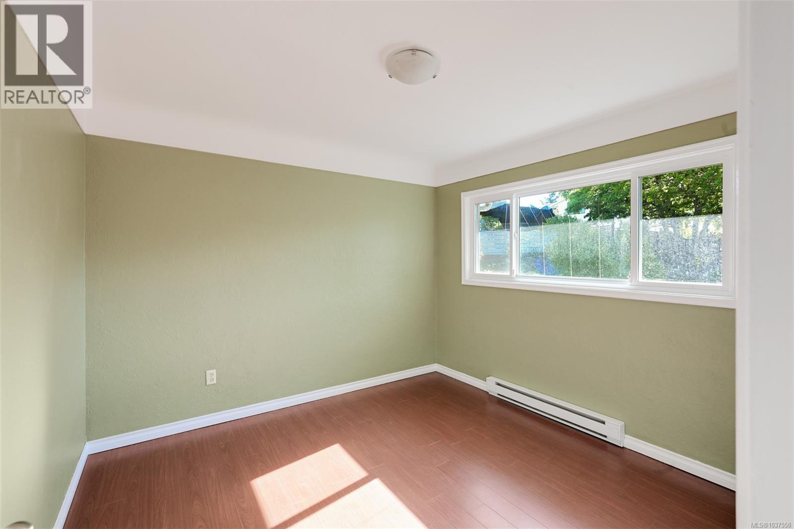 2550/2552 Belmont Ave - 42