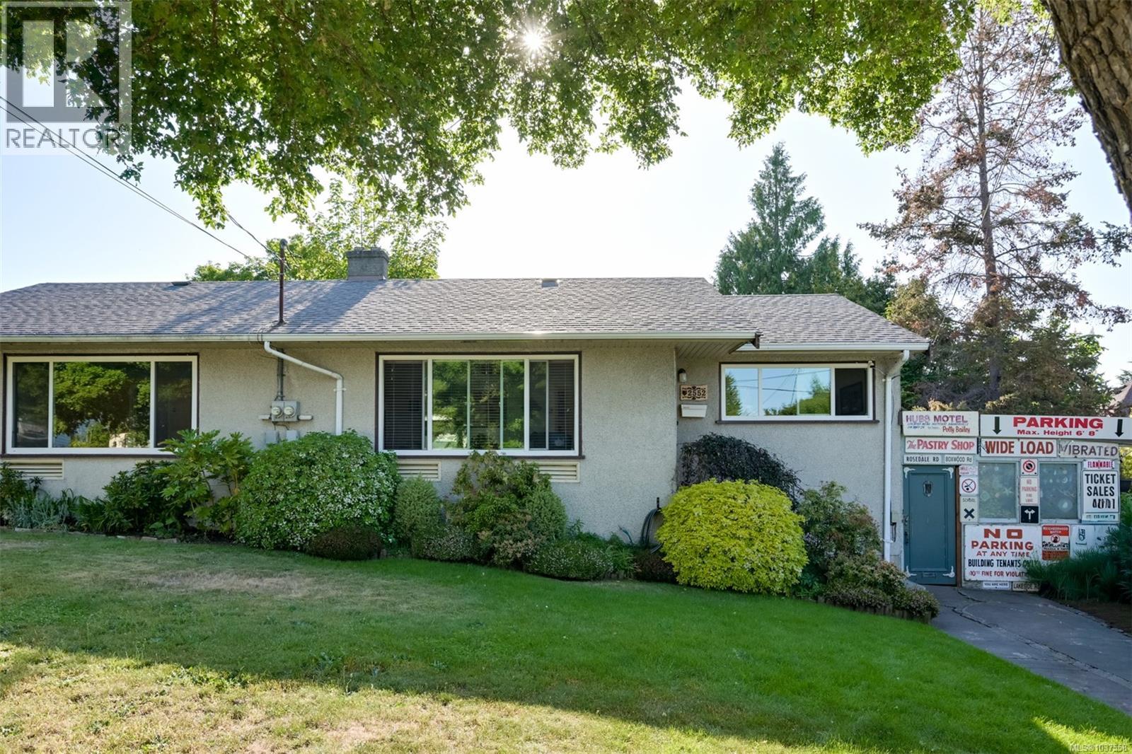 2550/2552 Belmont Ave - 5