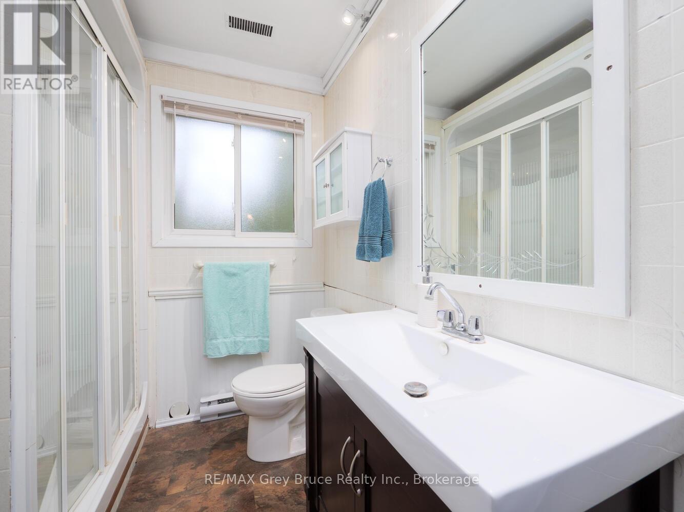 1034 DORCAS BAY ROAD - 21