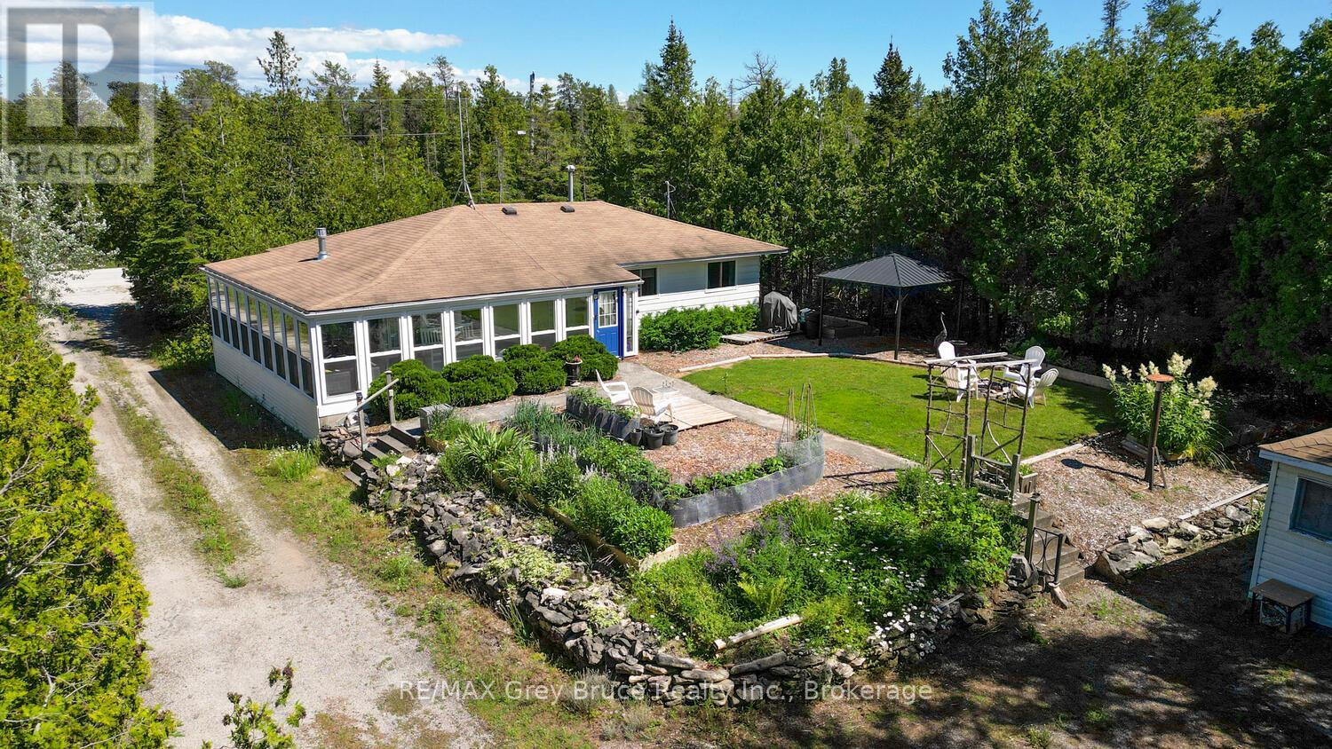 1034 DORCAS BAY ROAD - 32