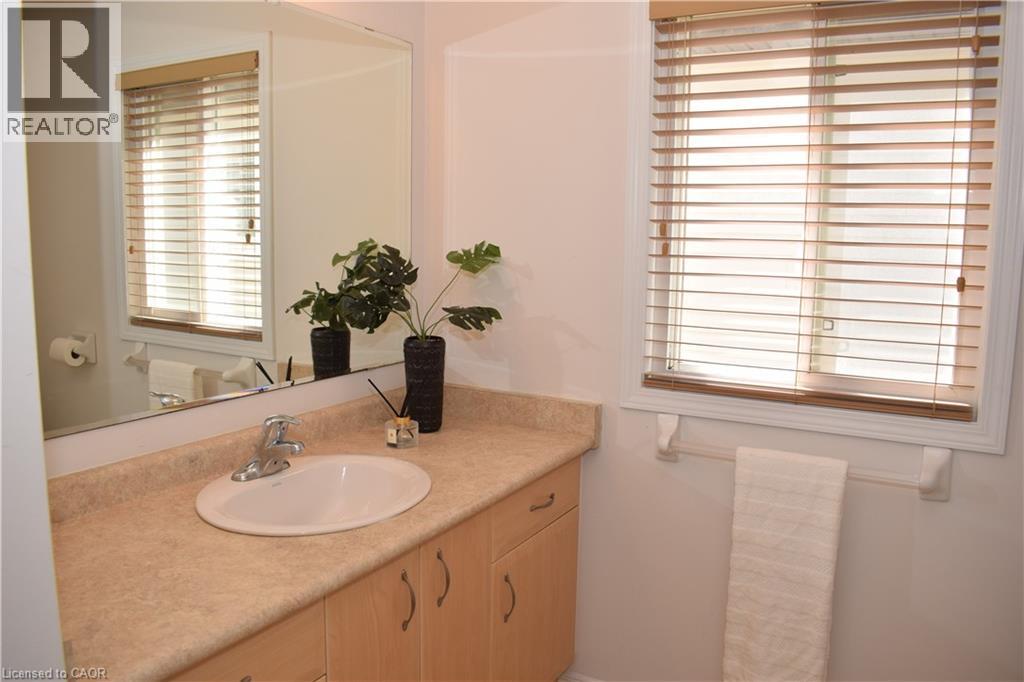 28 LEMON GRASS Street, Kitchener, Ontario, N2N3R5 — Photo 18
