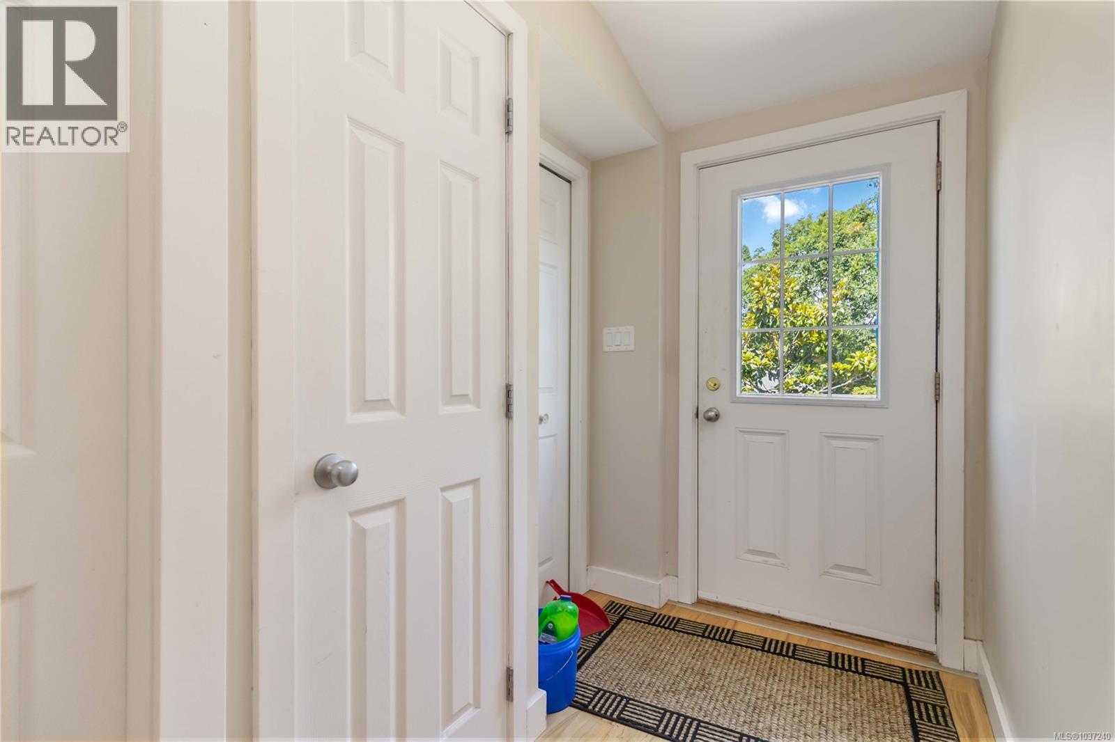 1334 Pembroke St - 19