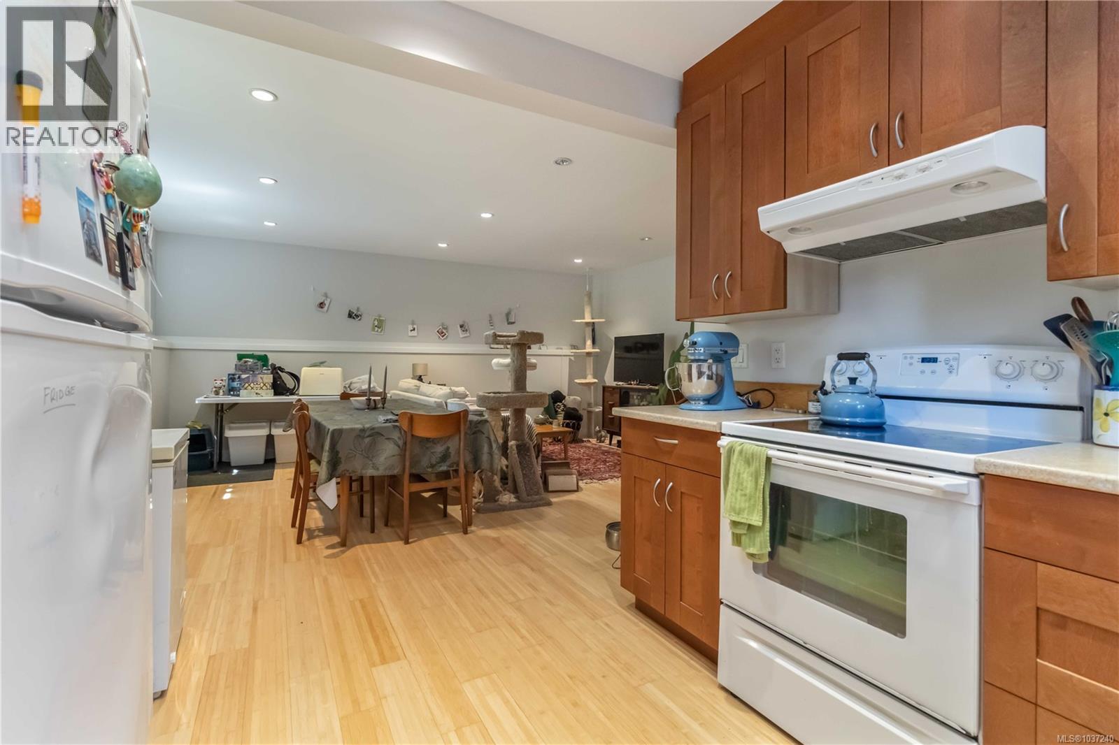 1334 Pembroke St - 27
