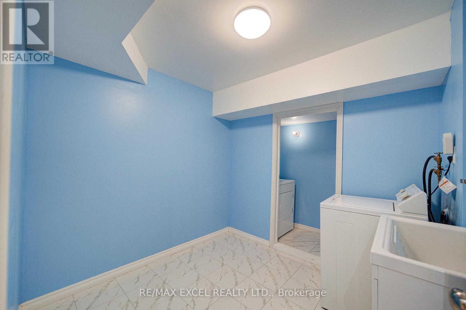 59 BASSETT AVENUE - 35