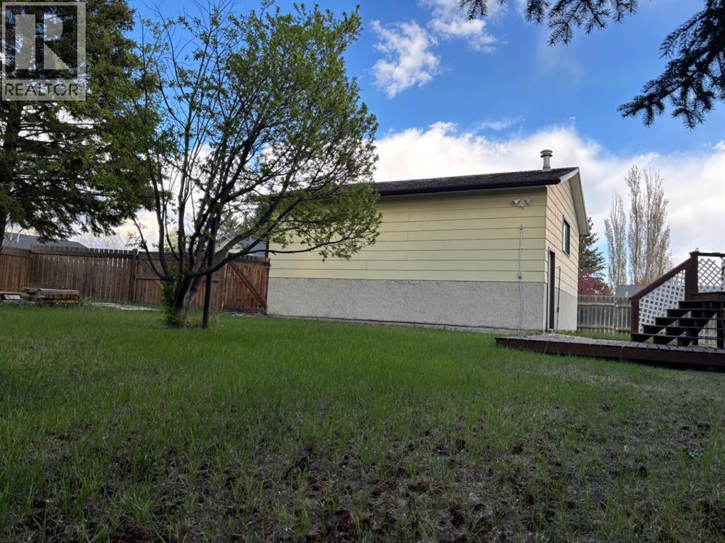 4716 55 Avenue - 28