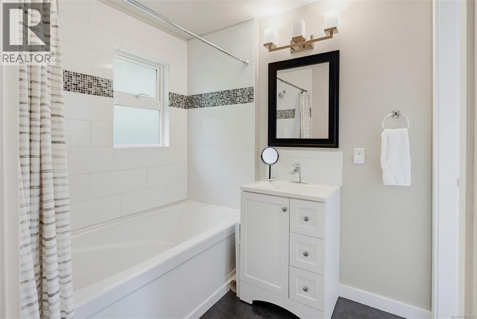 3171 Henderson Rd - 27