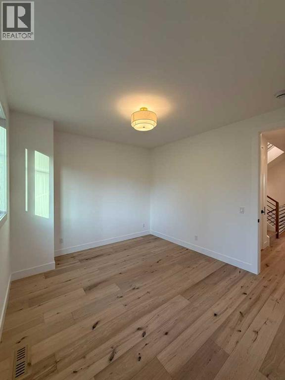 1924 10 Avenue NW - 22