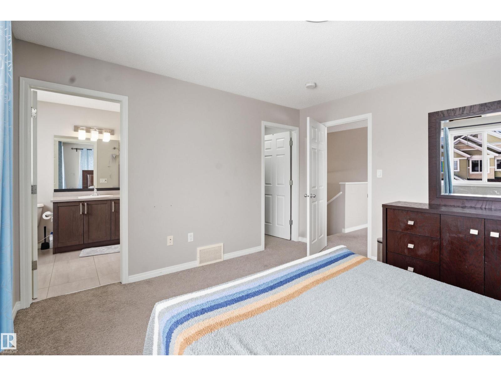 2310 68 Street SW - 9