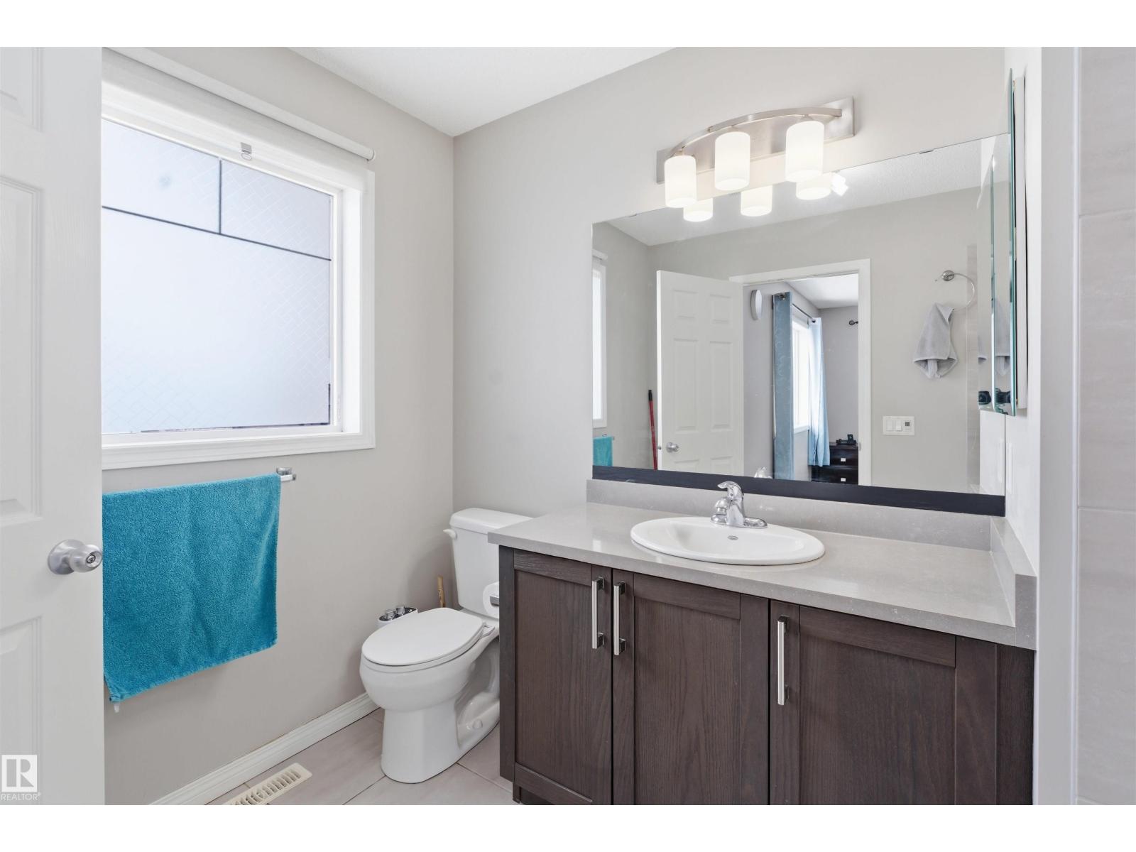 2310 68 Street SW - 17