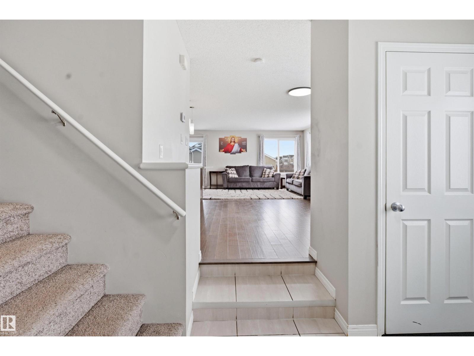 2310 68 Street SW - 28