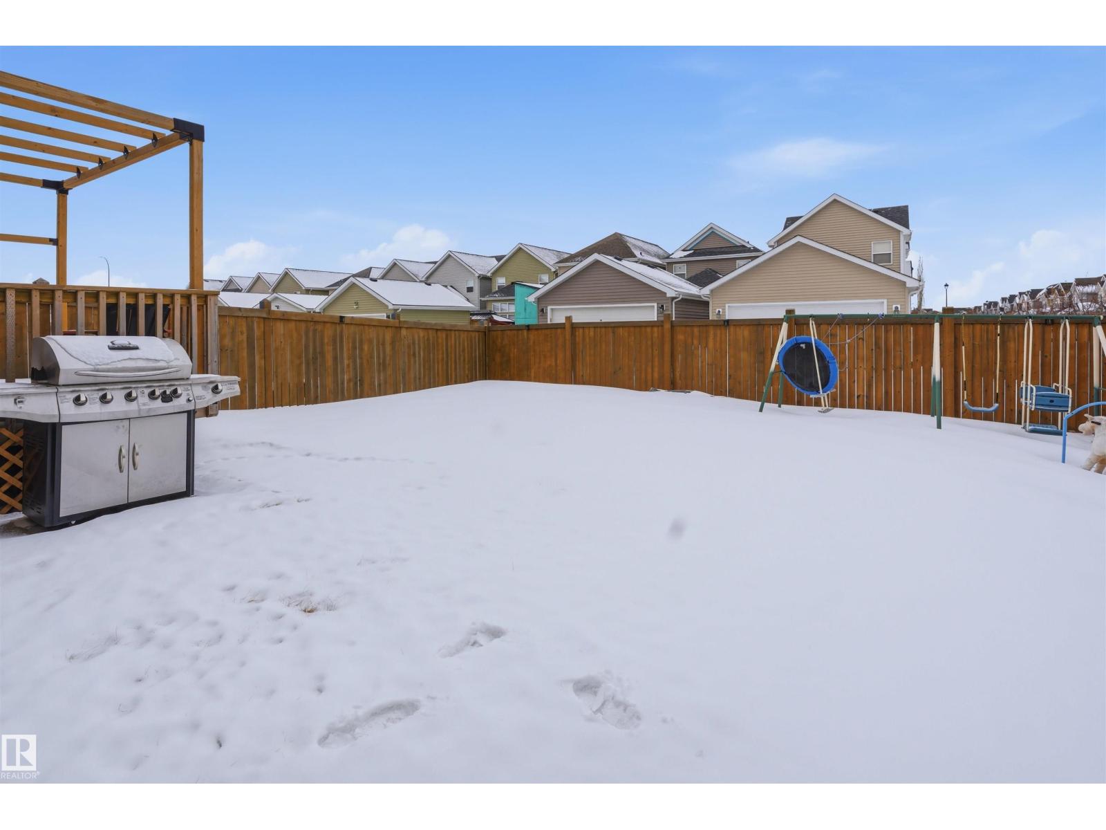 2310 68 Street SW - 39