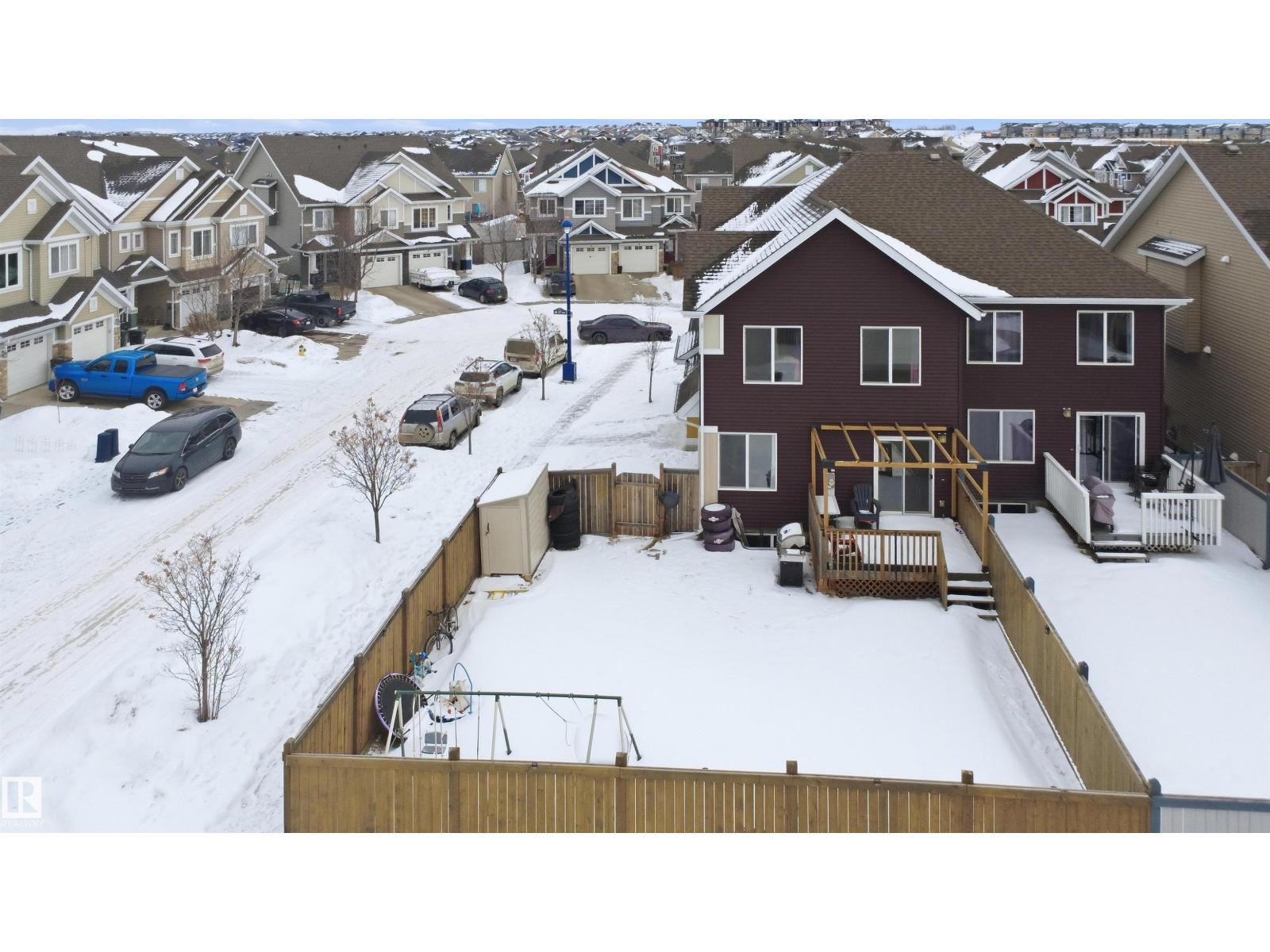 2310 68 Street SW - 40