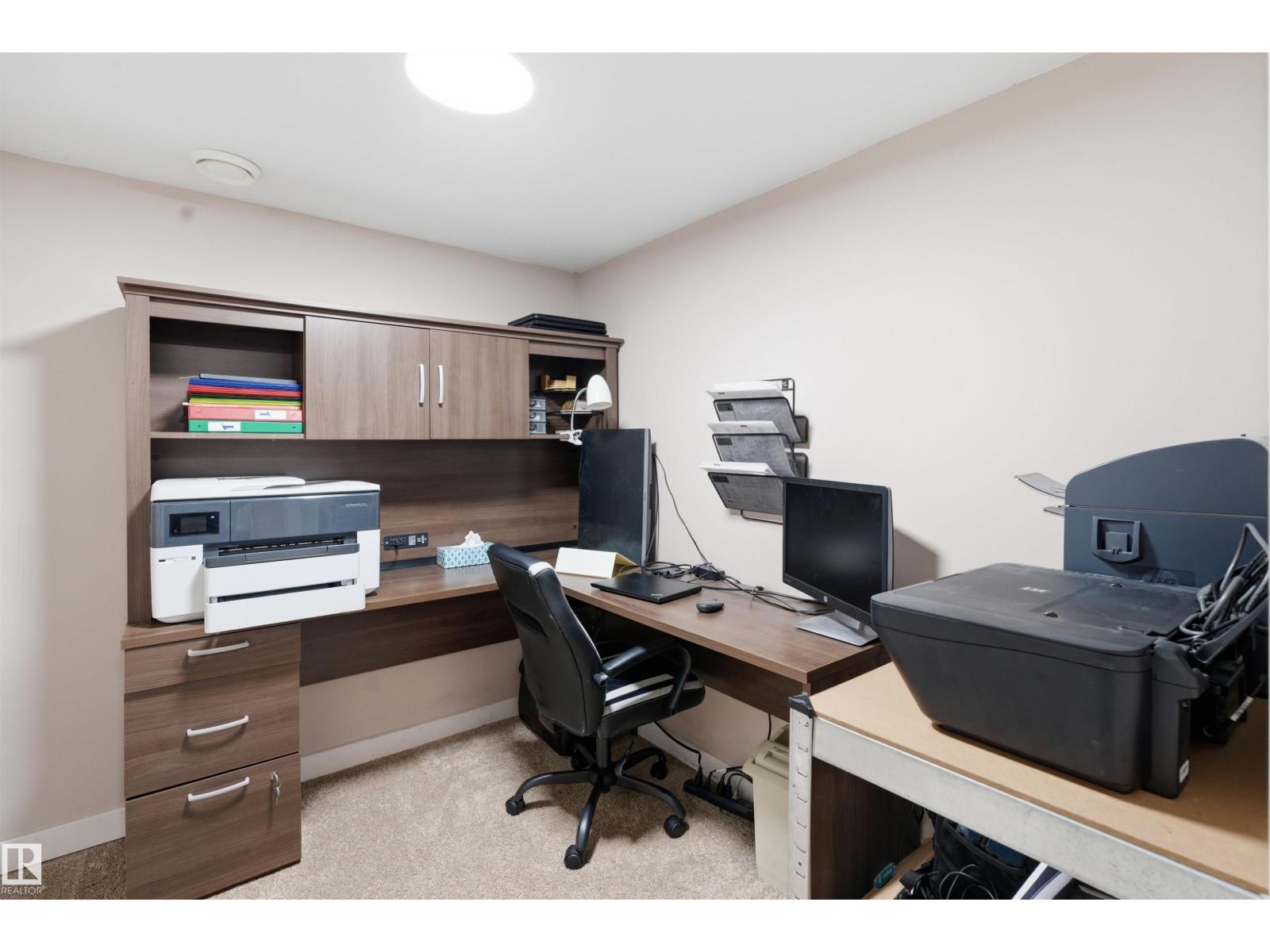 2310 68 Street SW - 35