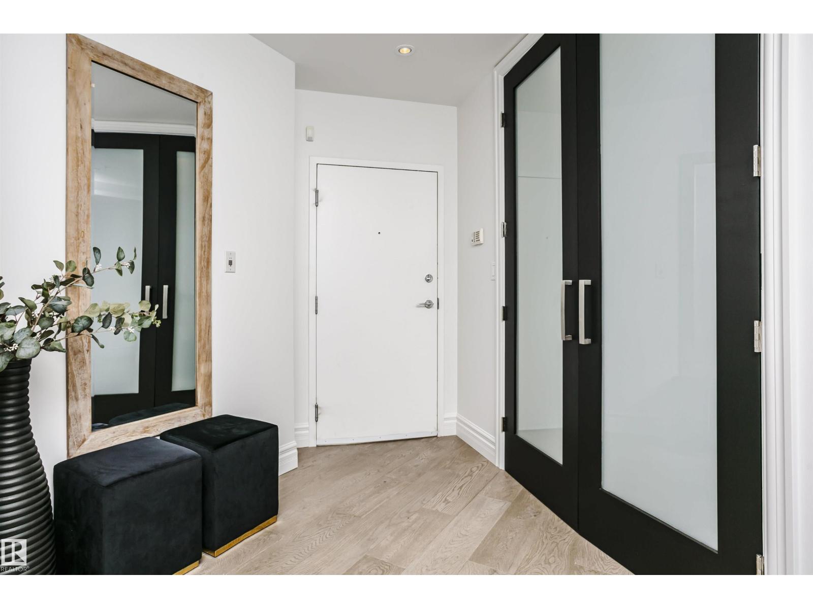 #2104 9020 JASPER AV NW - 12
