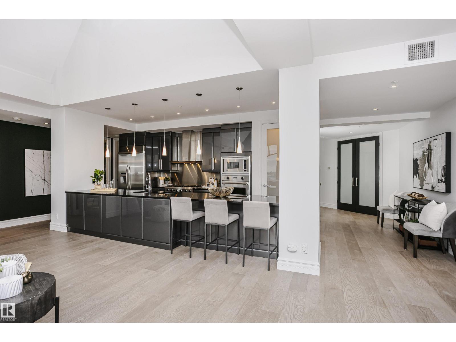 #2104 9020 JASPER AV NW - 14