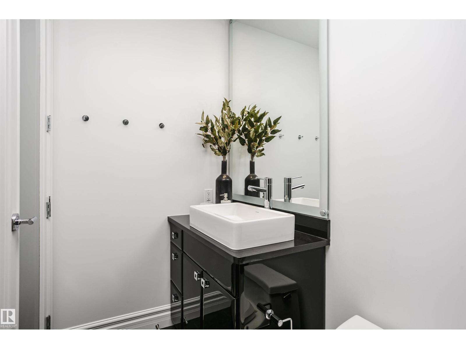 #2104 9020 JASPER AV NW - 56