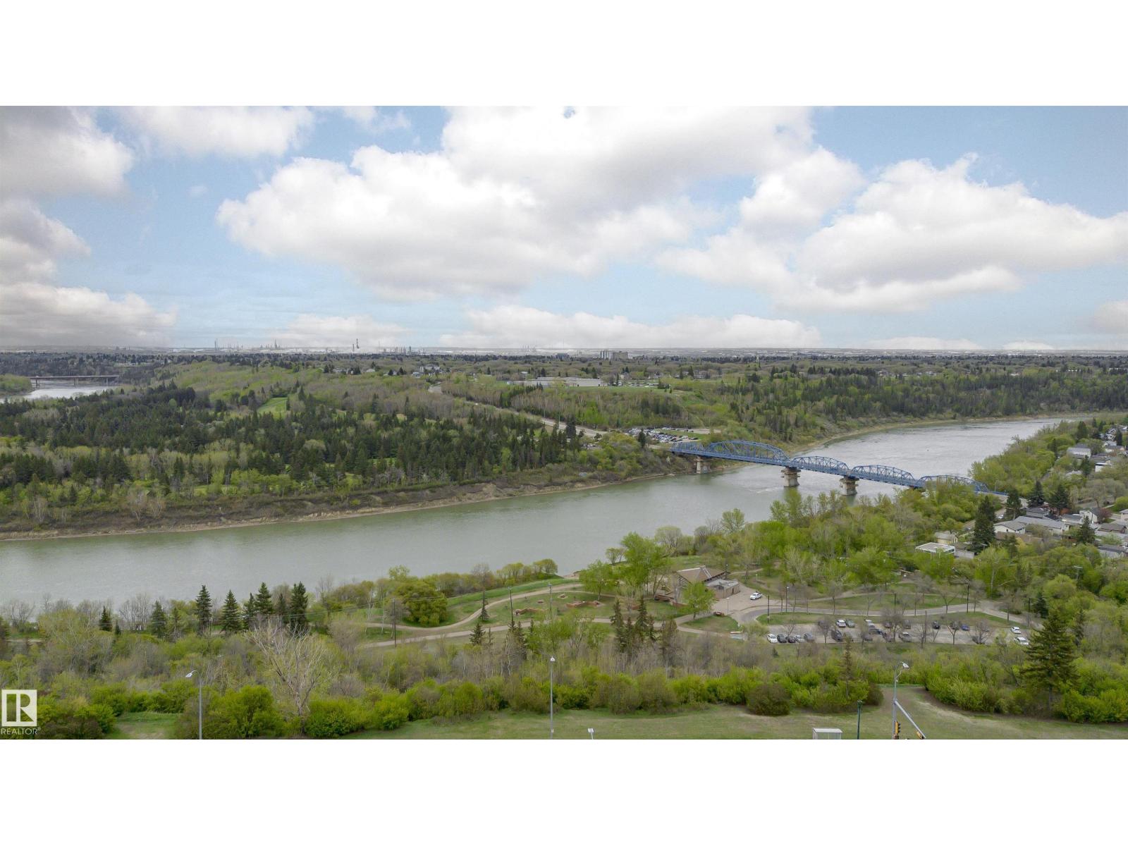 #2104 9020 JASPER AV NW - 69